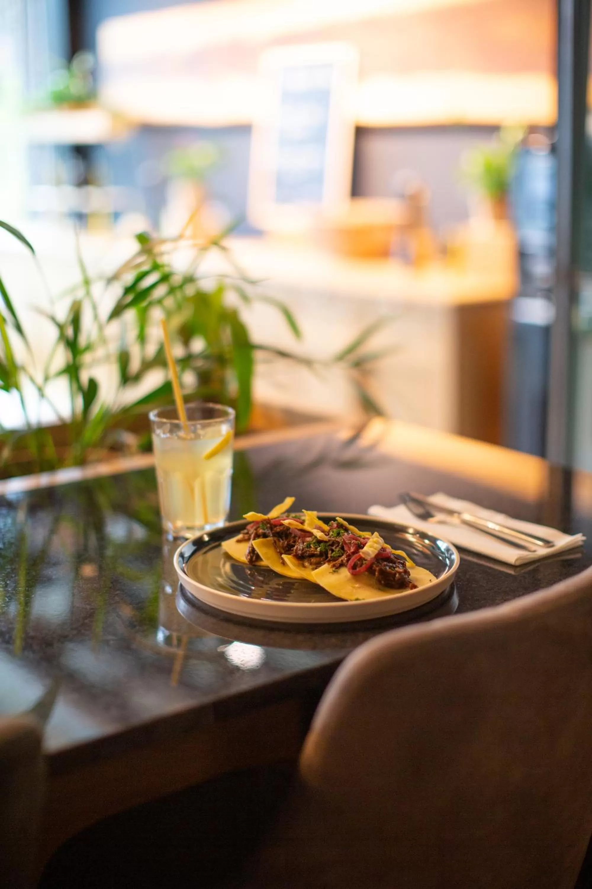 Restaurant/places to eat in Coloft