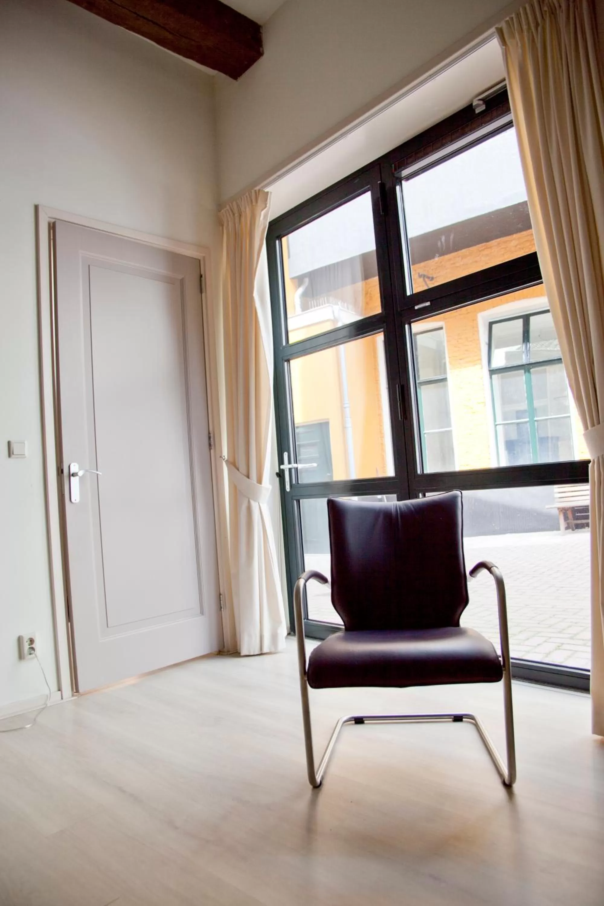Seating area, TV/Entertainment Center in Gelkingehof Aparthotel