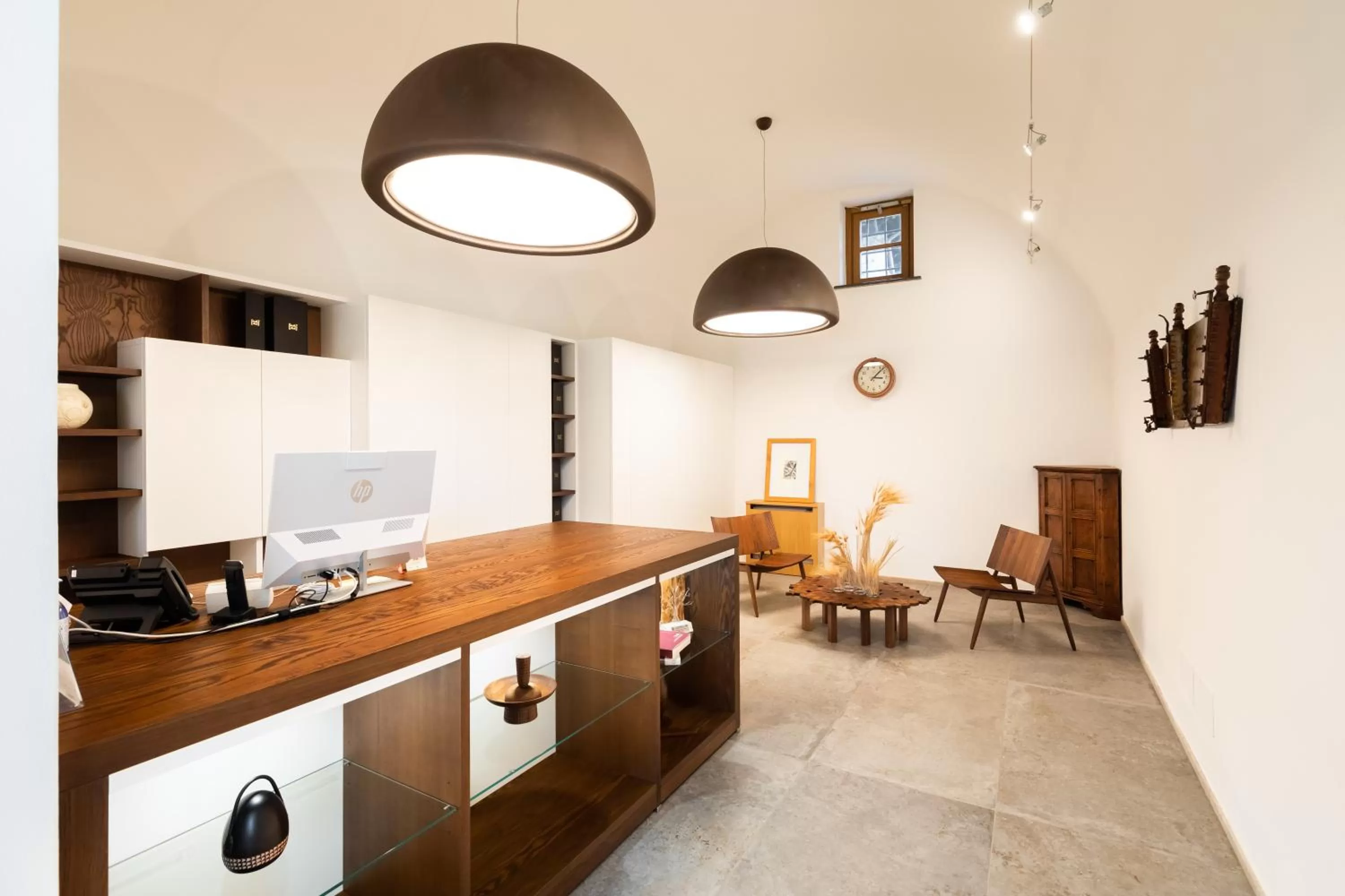 Lobby or reception in Antico Borgo Molino 7cento vicino ai Giardini di Ninfa