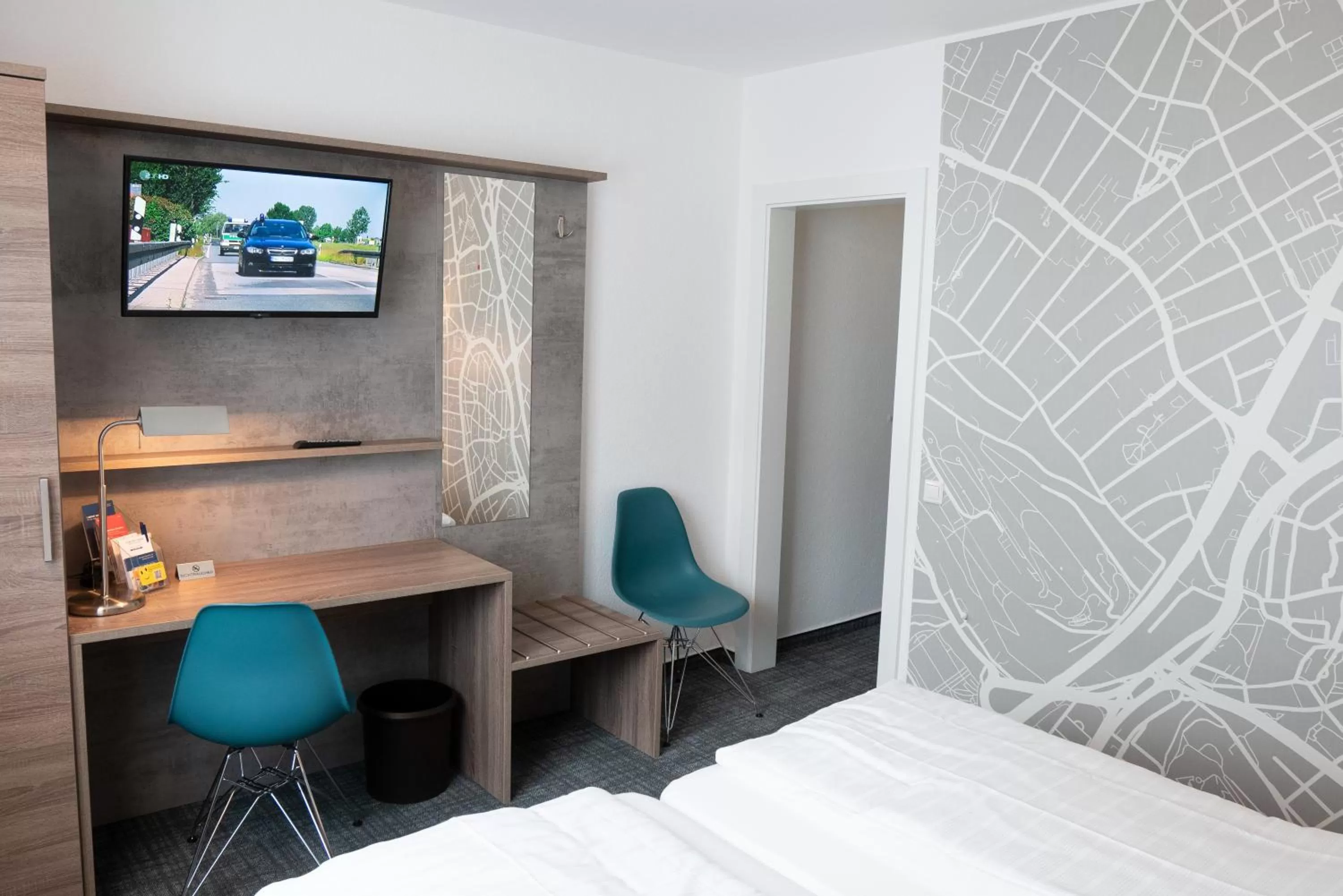 Photo of the whole room, Bed in Comfort Garni Stadtzentrum Hotel