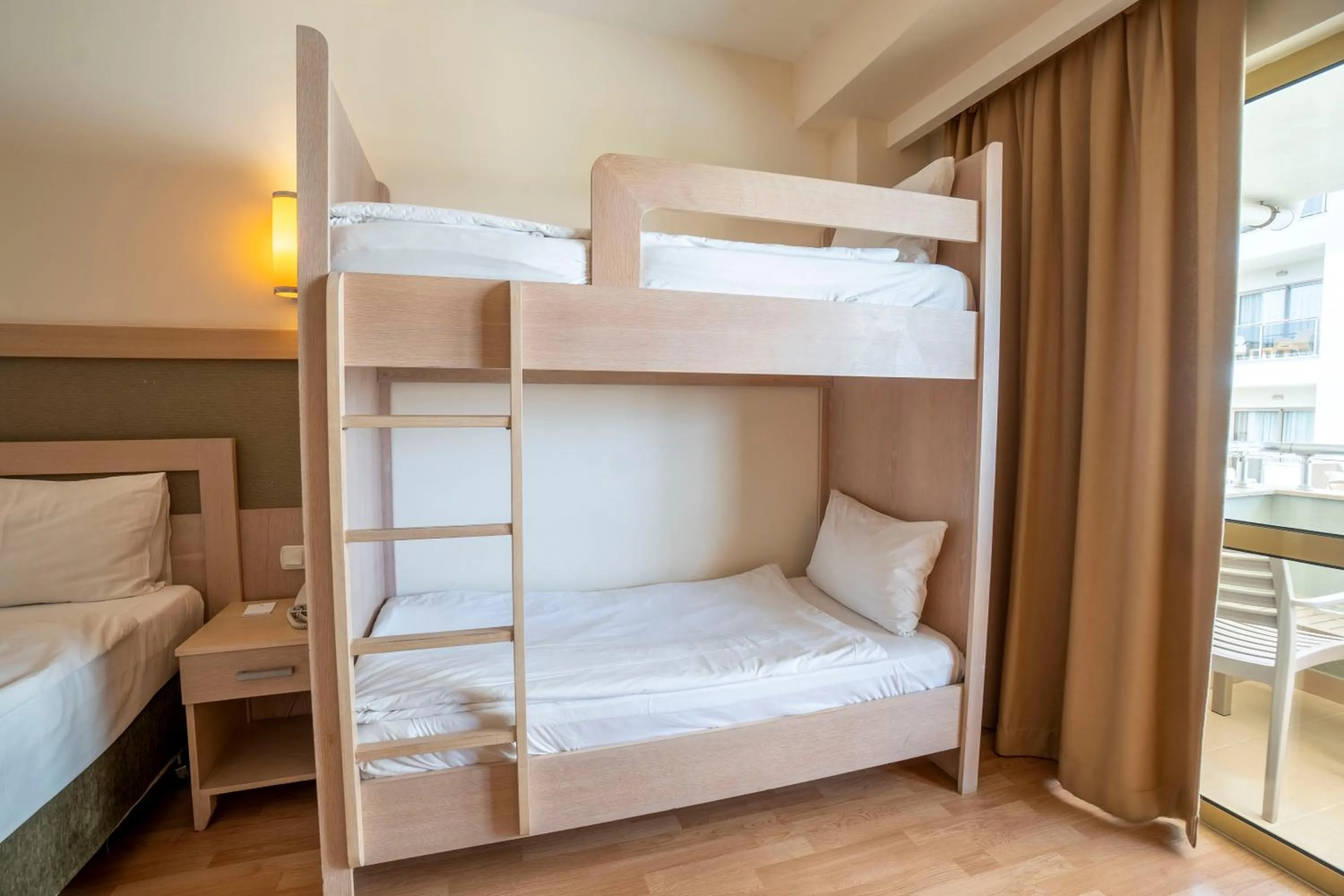 bunk bed, Bed in Side Breeze Hotel