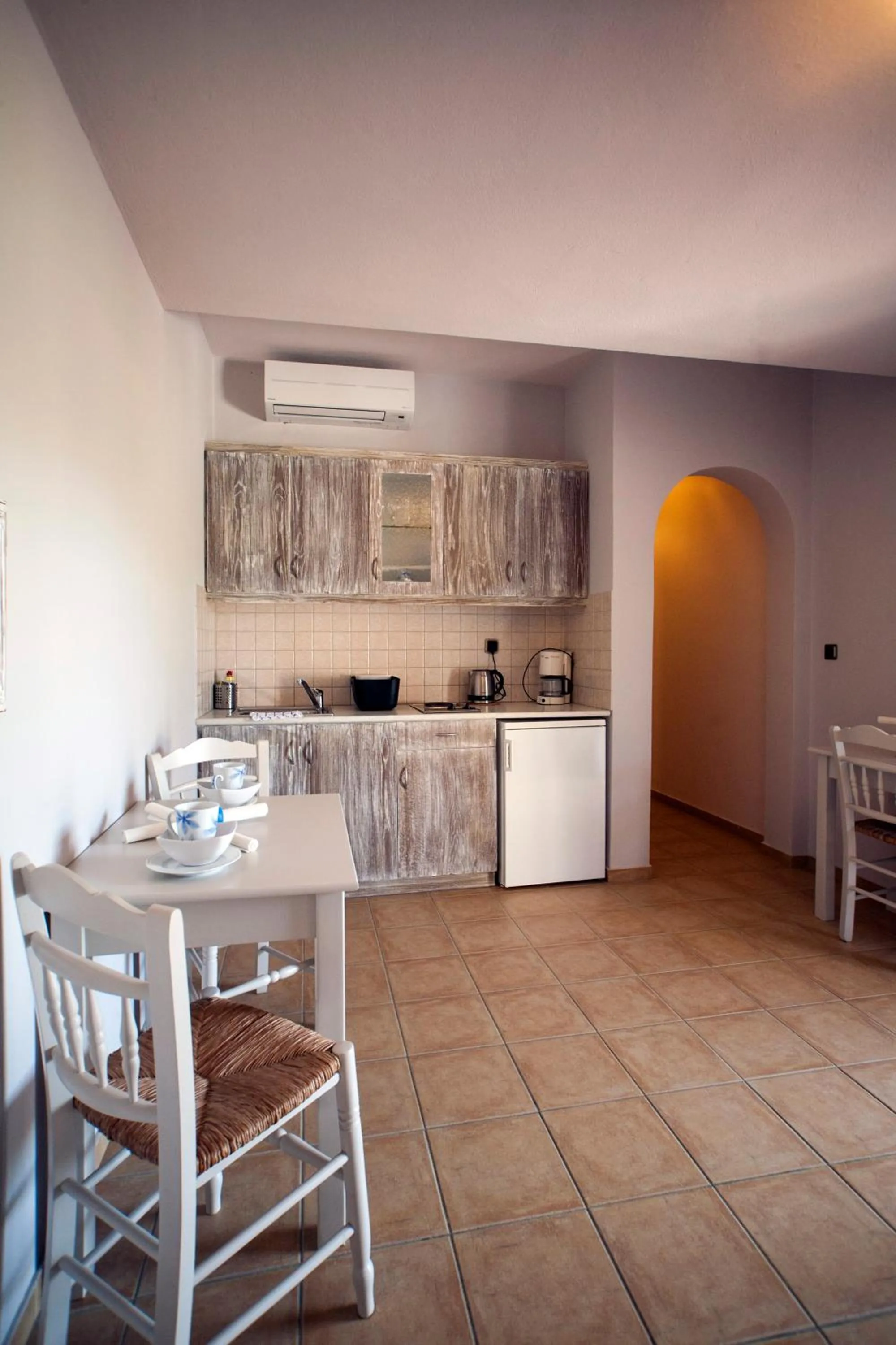 Kitchen or kitchenette in Ammos Naxos Exclusive Apartments & Studios