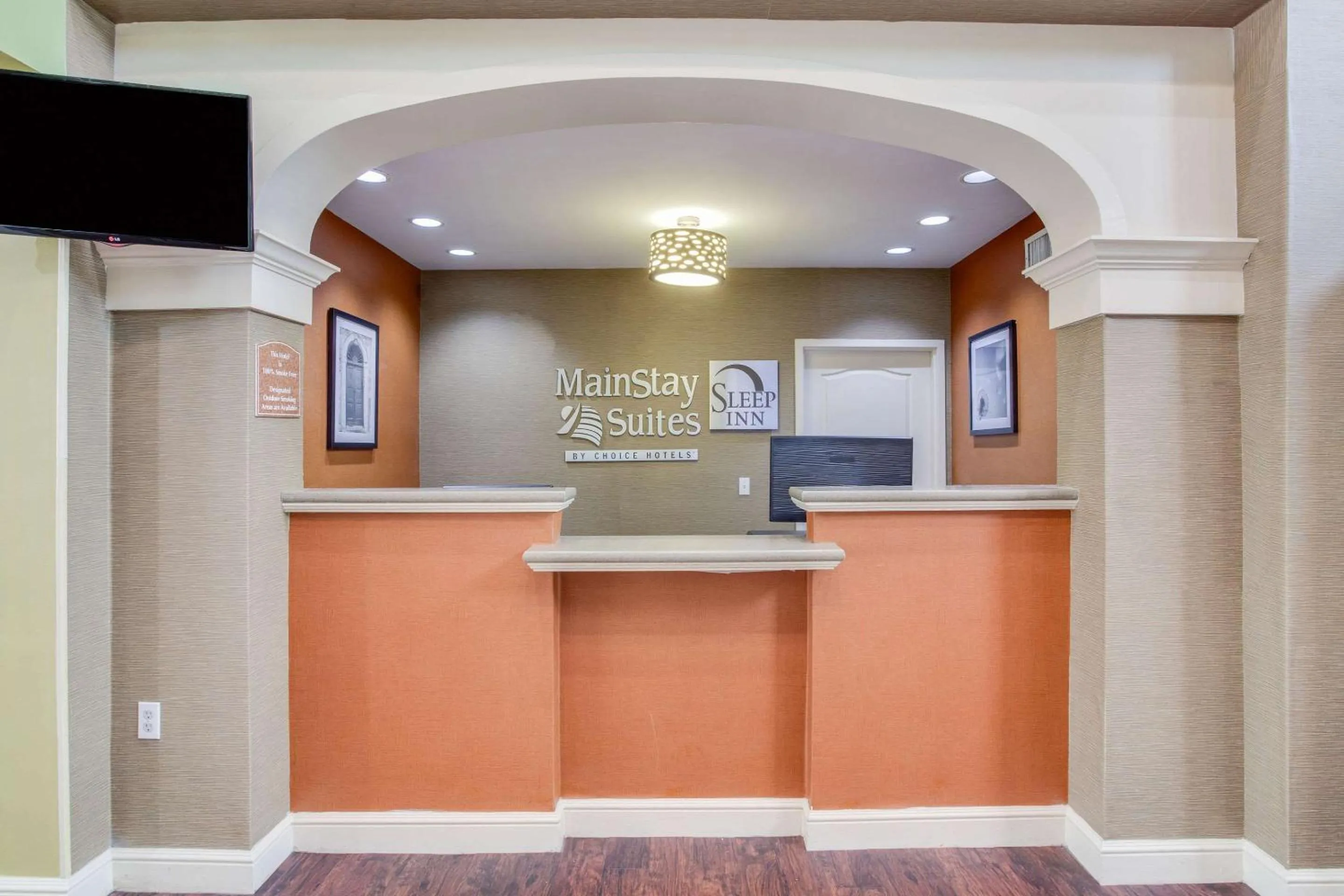 Lobby or reception in MainStay Suites at PGA Village