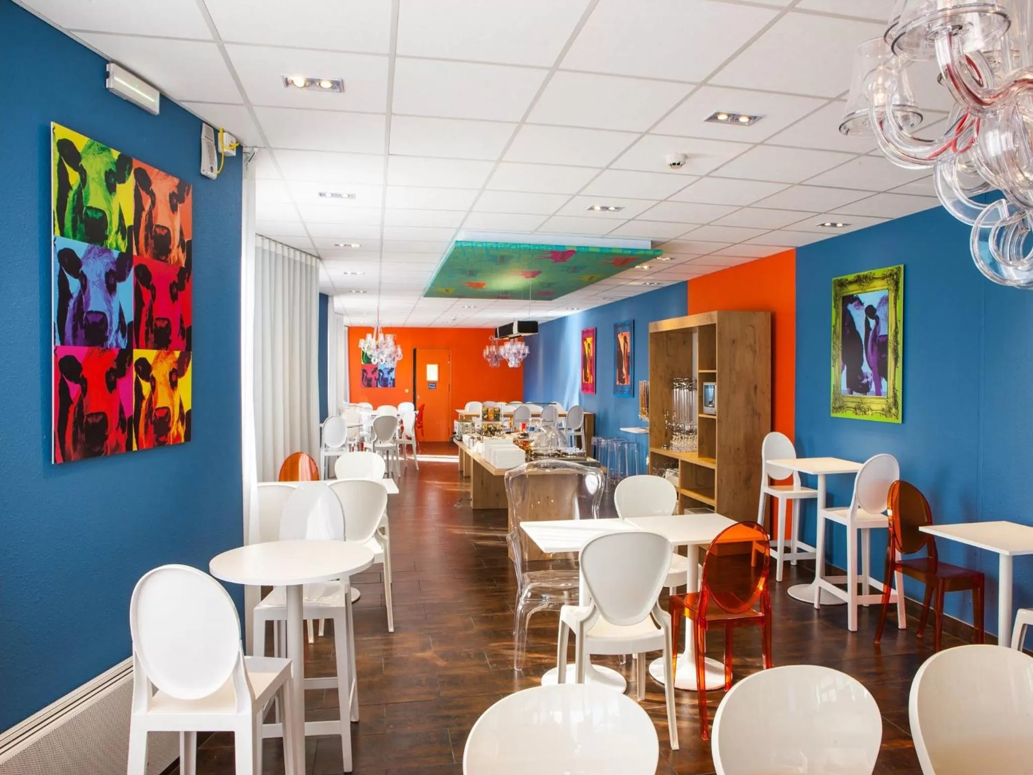 Restaurant/places to eat in Hotel Gabriel