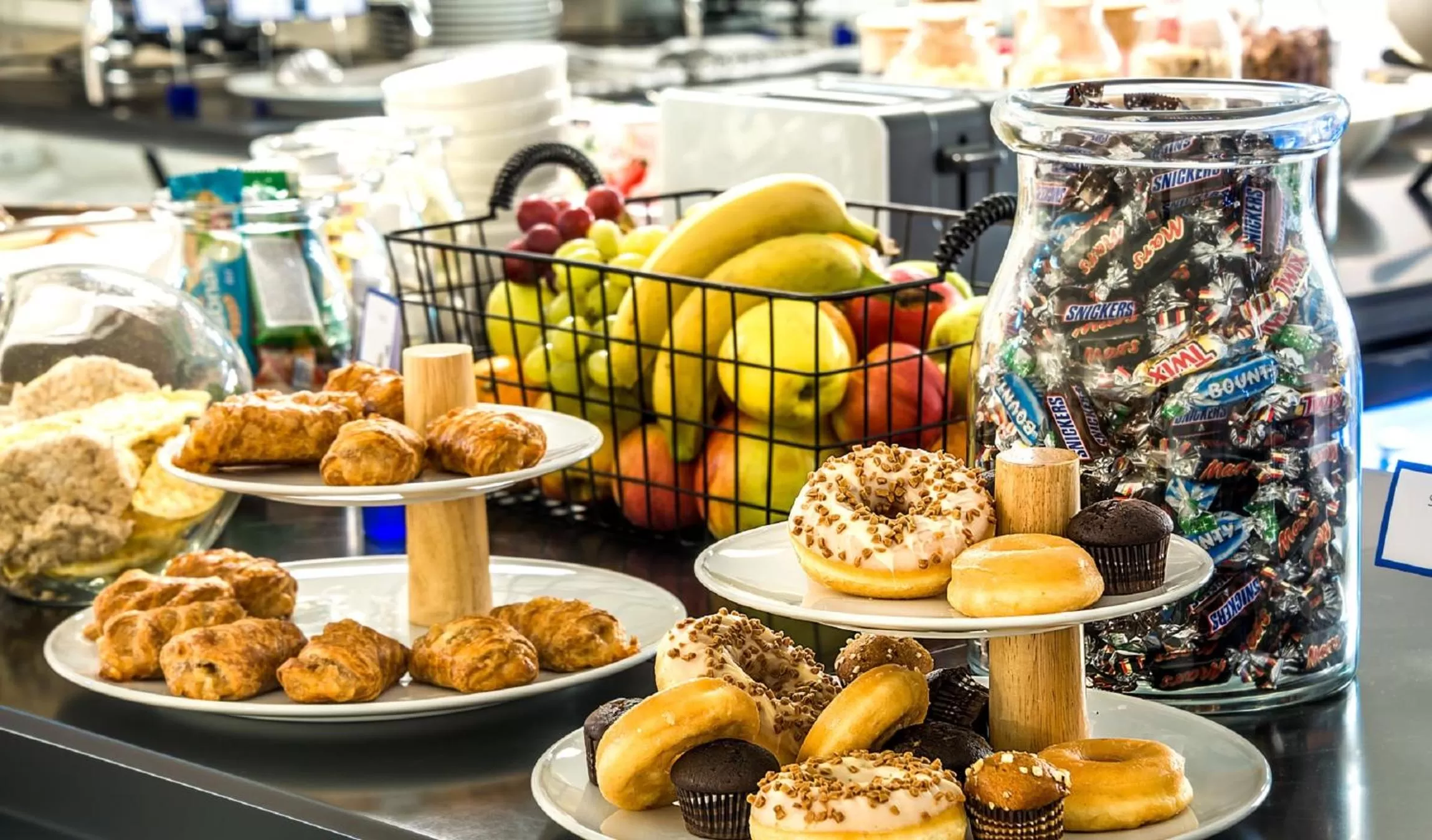 Breakfast in Artagonist Art Hotel