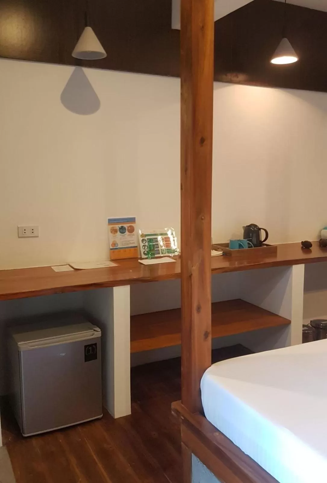 hair dresser, Bed in Mahogany Resort & Spa