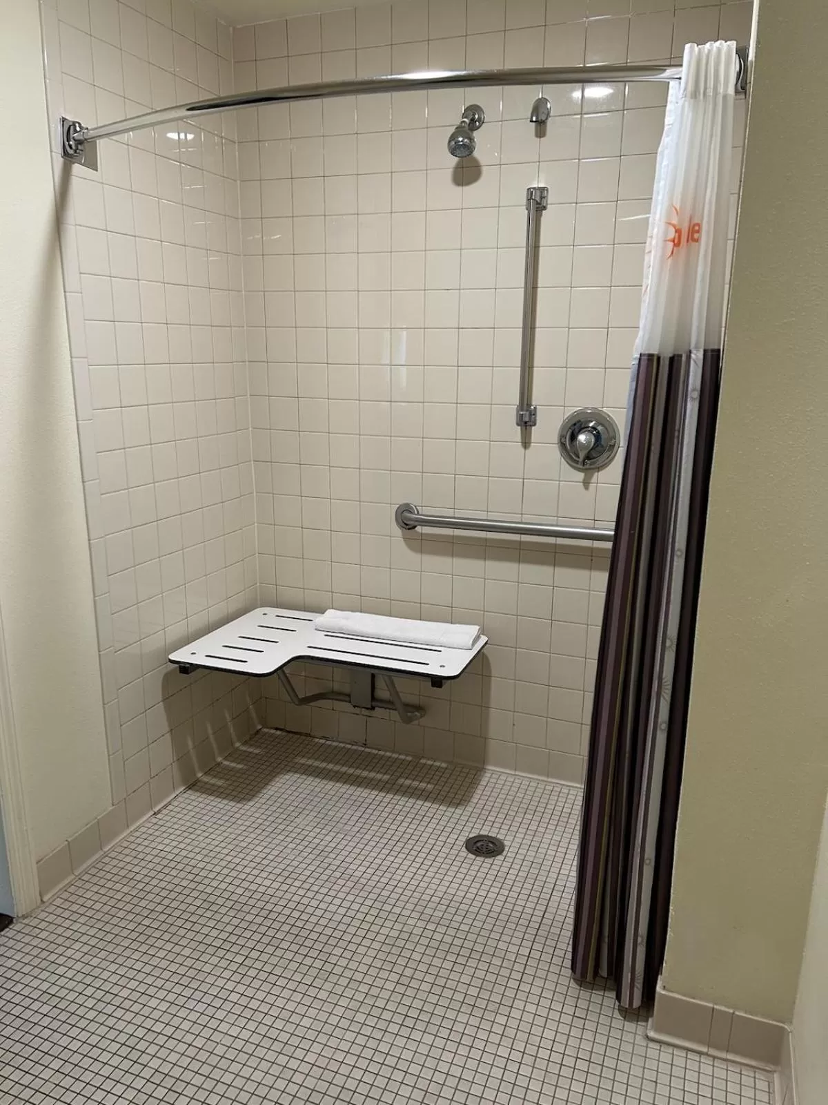 Shower in La Quinta by Wyndham Orlando South