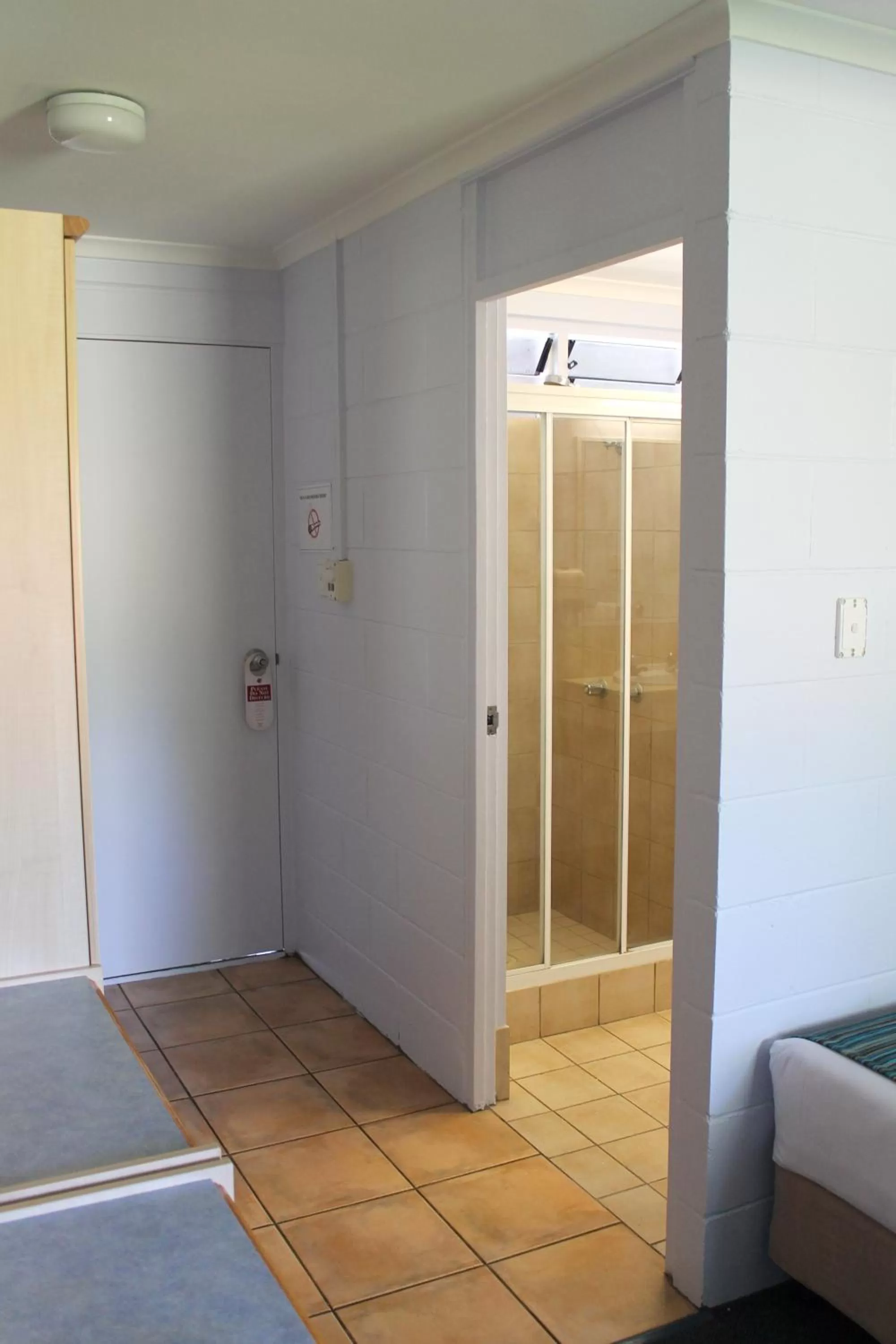 Bedroom, Bathroom in Rocky Glen Hotel Motel Gladstone