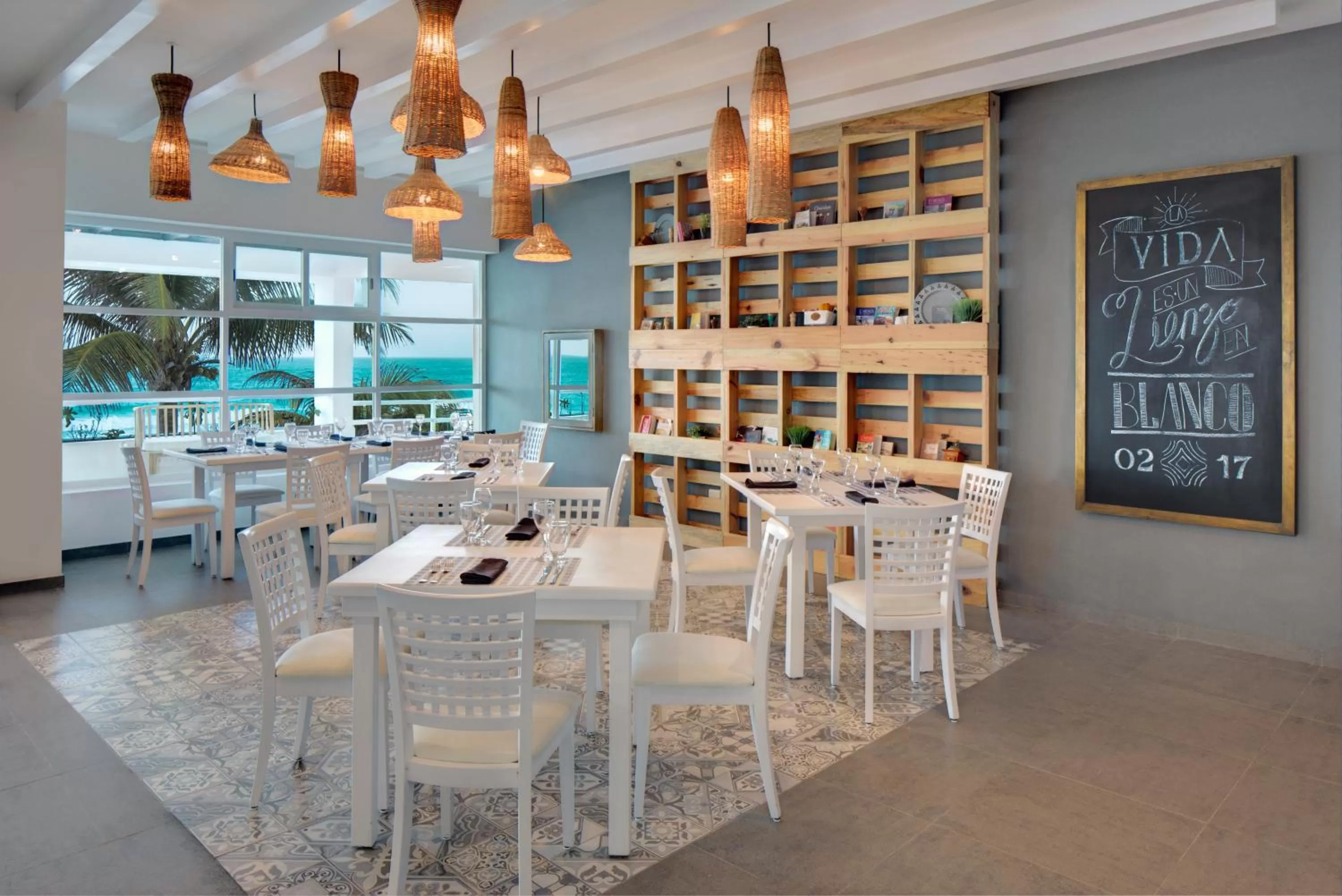 Decorative detail in Oleo Cancun Playa All Inclusive Resort