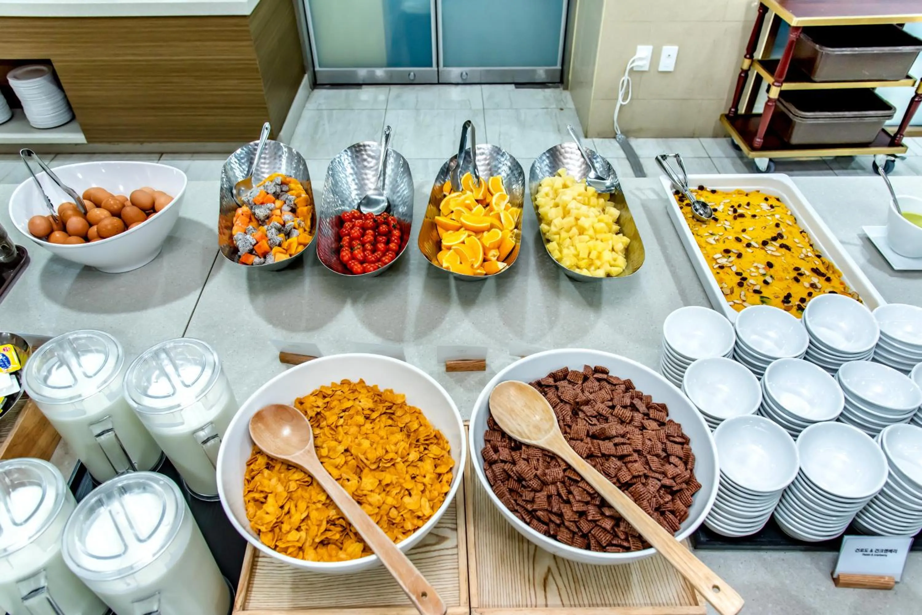 Restaurant/places to eat in Ramada by Wyndham Jeju City Hall