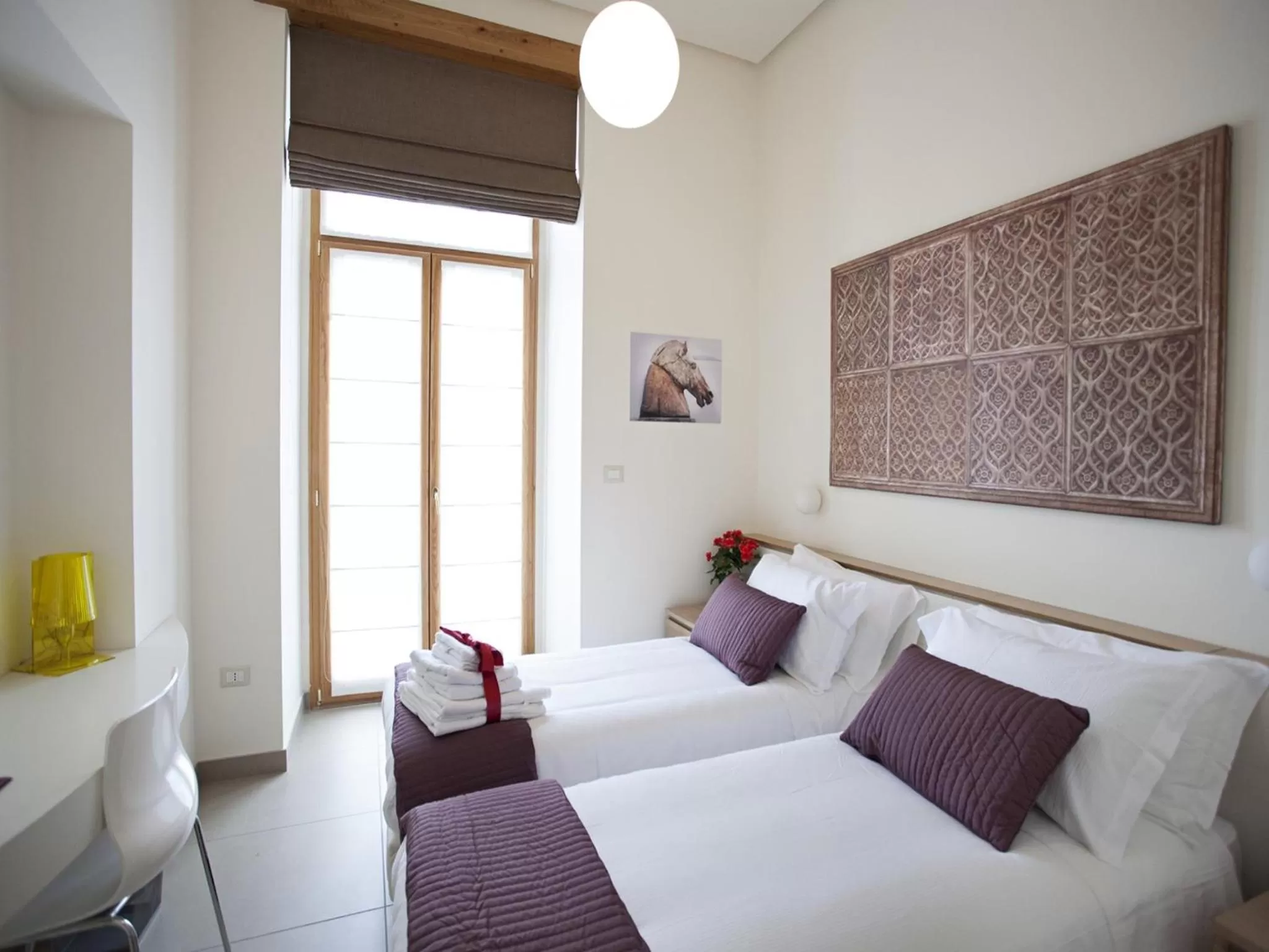 Double or Twin Room with Balcony in Napolart