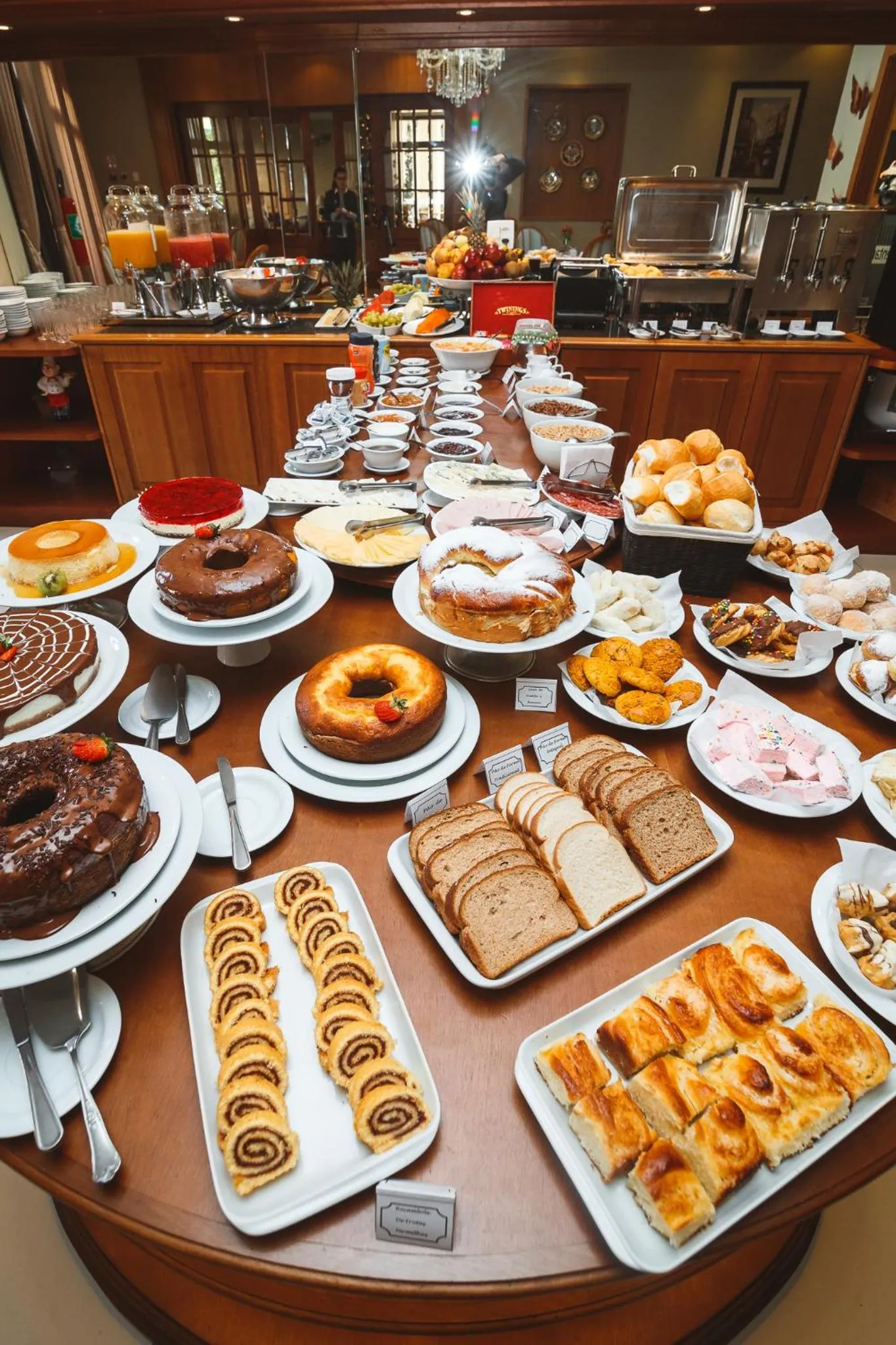 Restaurant/places to eat in Pousada Luis XV