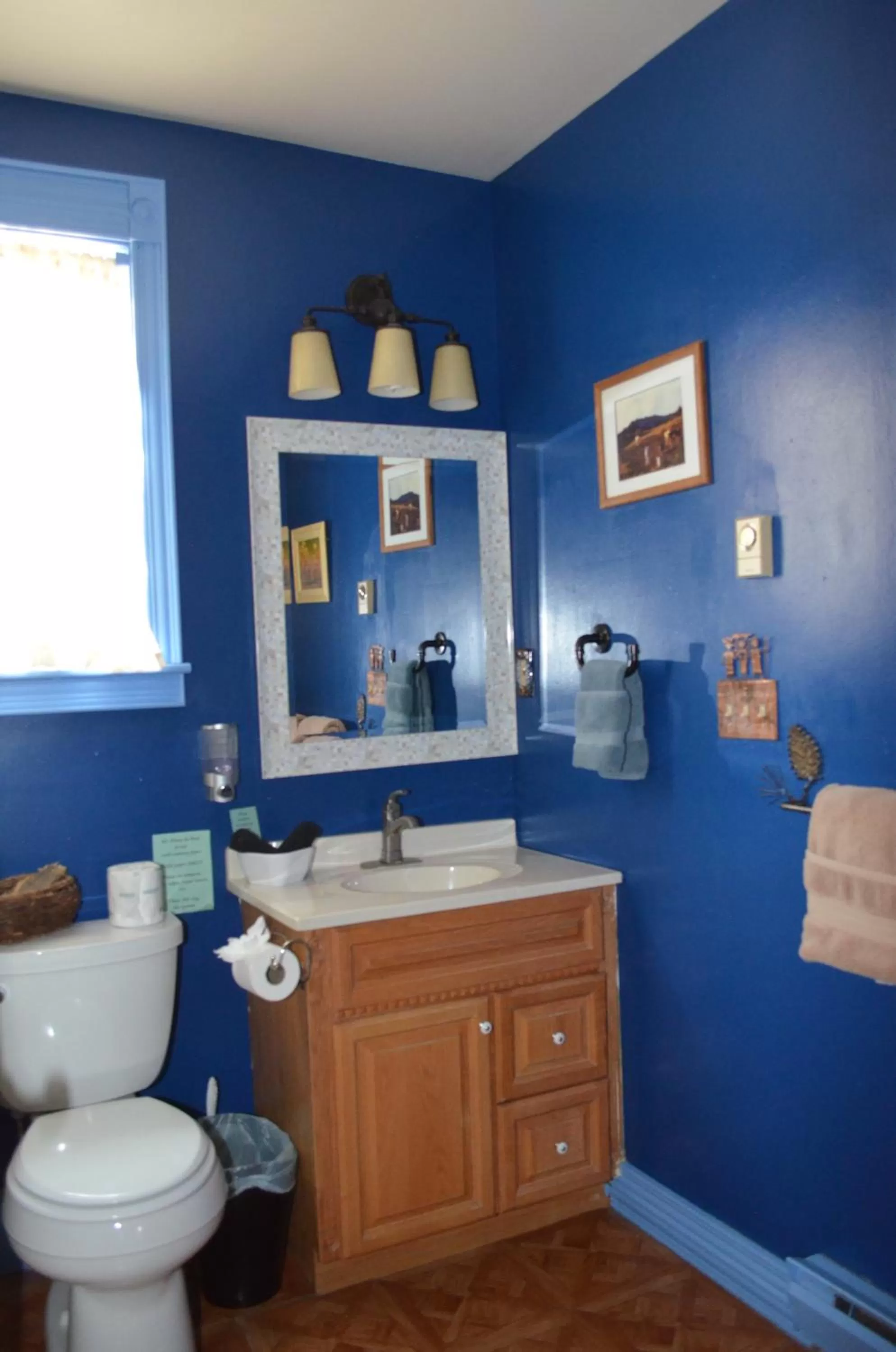 Bathroom in The Ouray Main Street Inn
