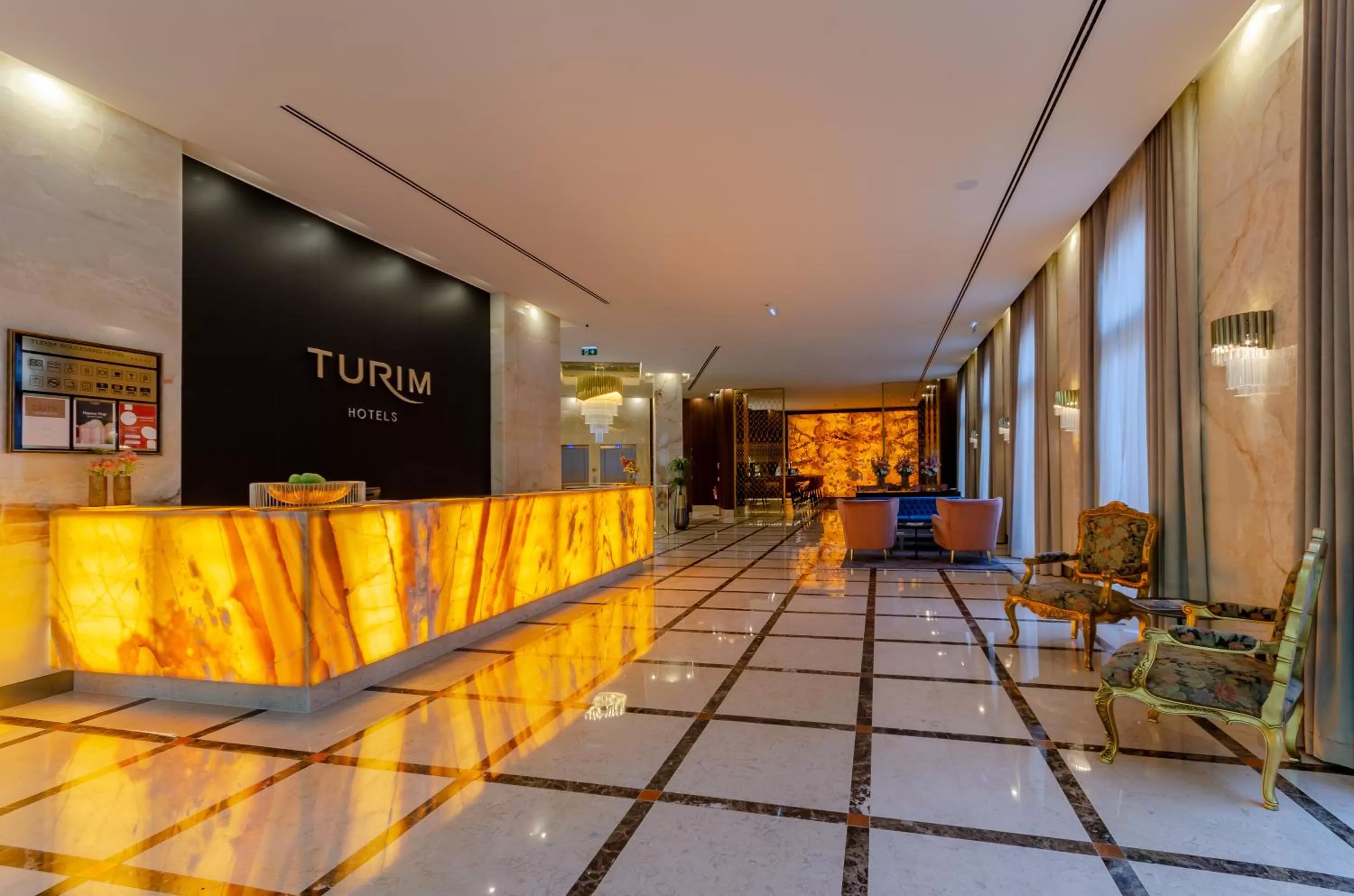 Lobby or reception in TURIM Boulevard Hotel