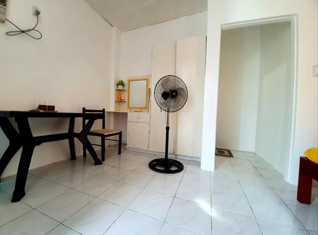 Dining area in Gaja Go Dive & Inn