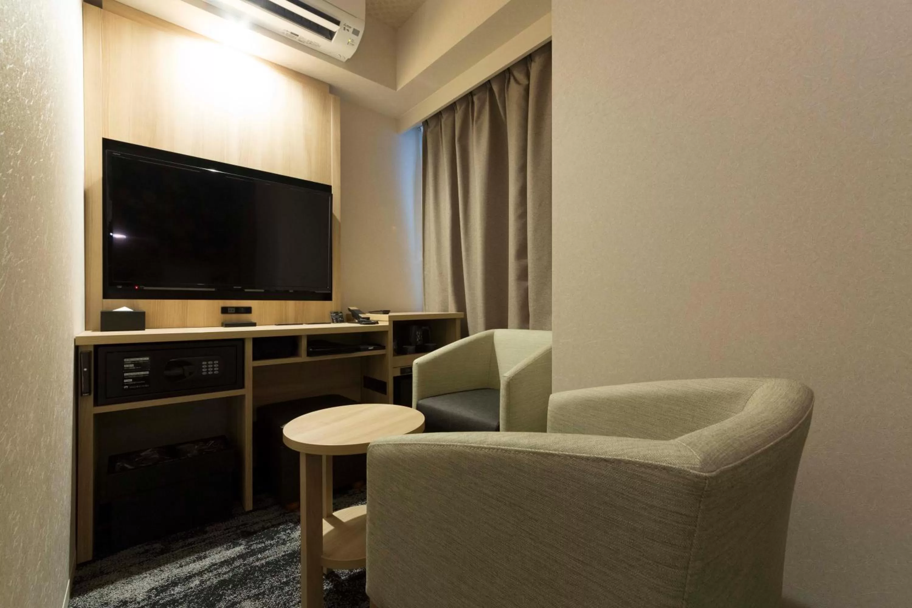 Photo of the whole room in Sanco Inn Kyoto Hachijoguchi Shikinoyu