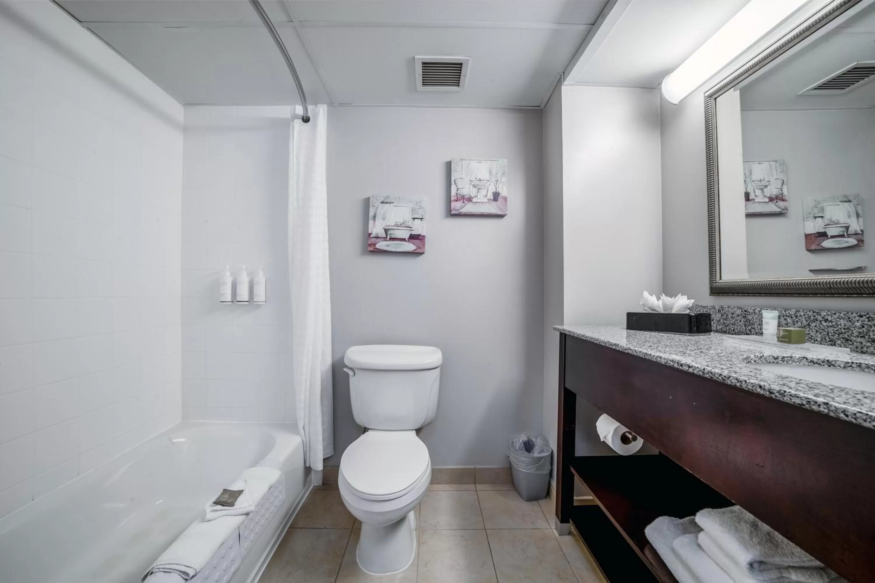 Bathroom in Country Inn & Suites by Radisson, Ontario at Ontario Mills, CA