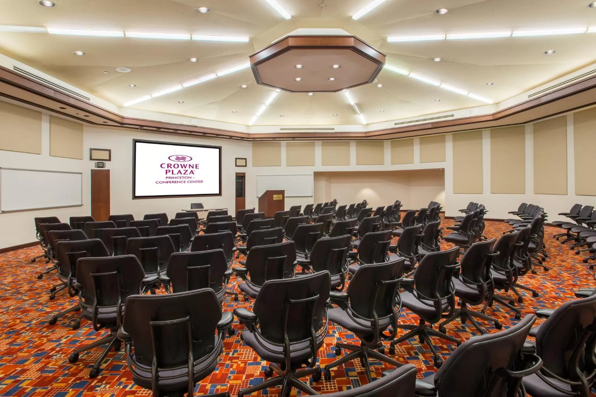 Meeting/conference room in Crowne Plaza Princeton - Conference Center by IHG