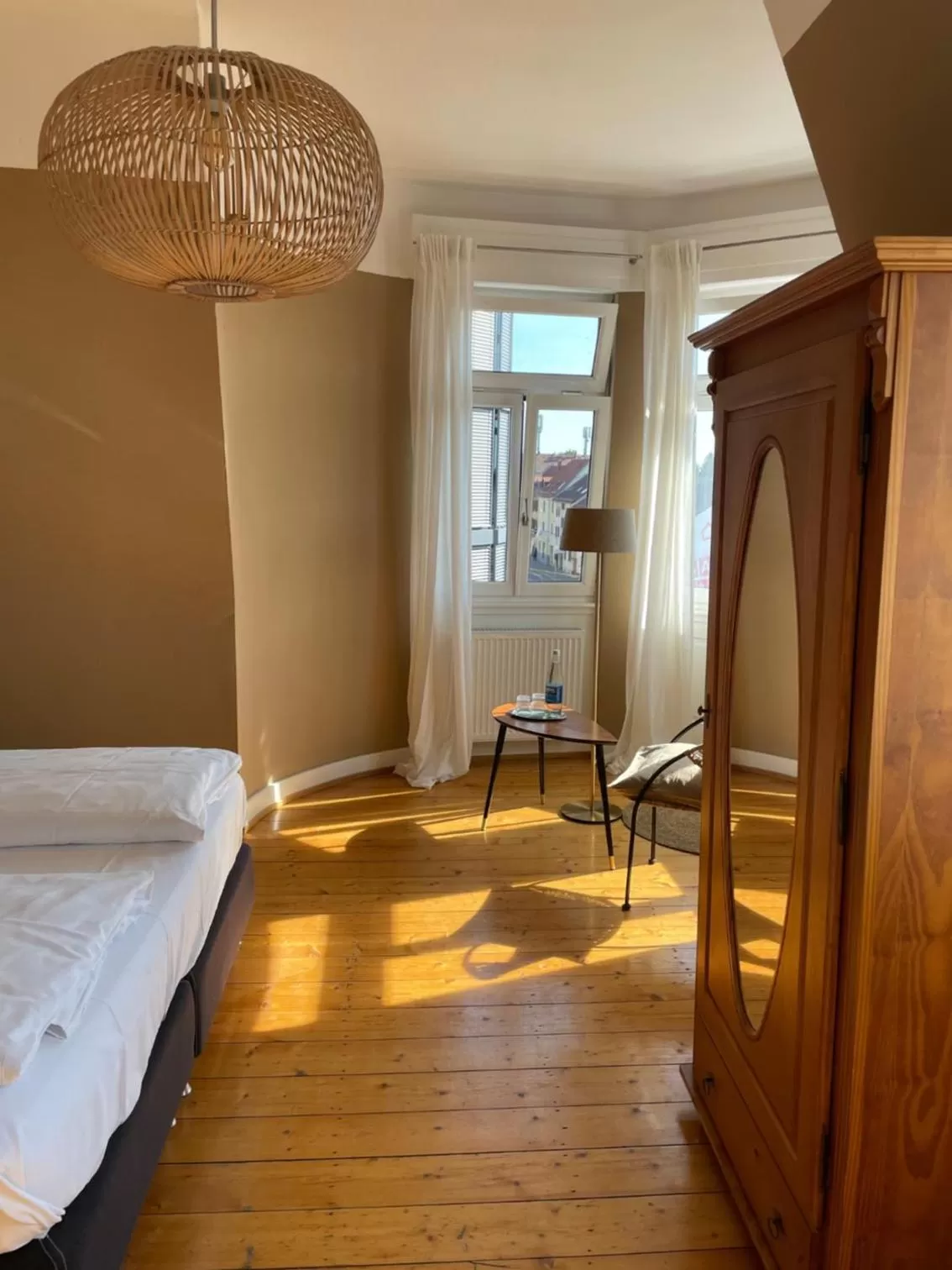 Seating area, Bed in AUERSTEIN-Hotels auerstein & auerstein-mono