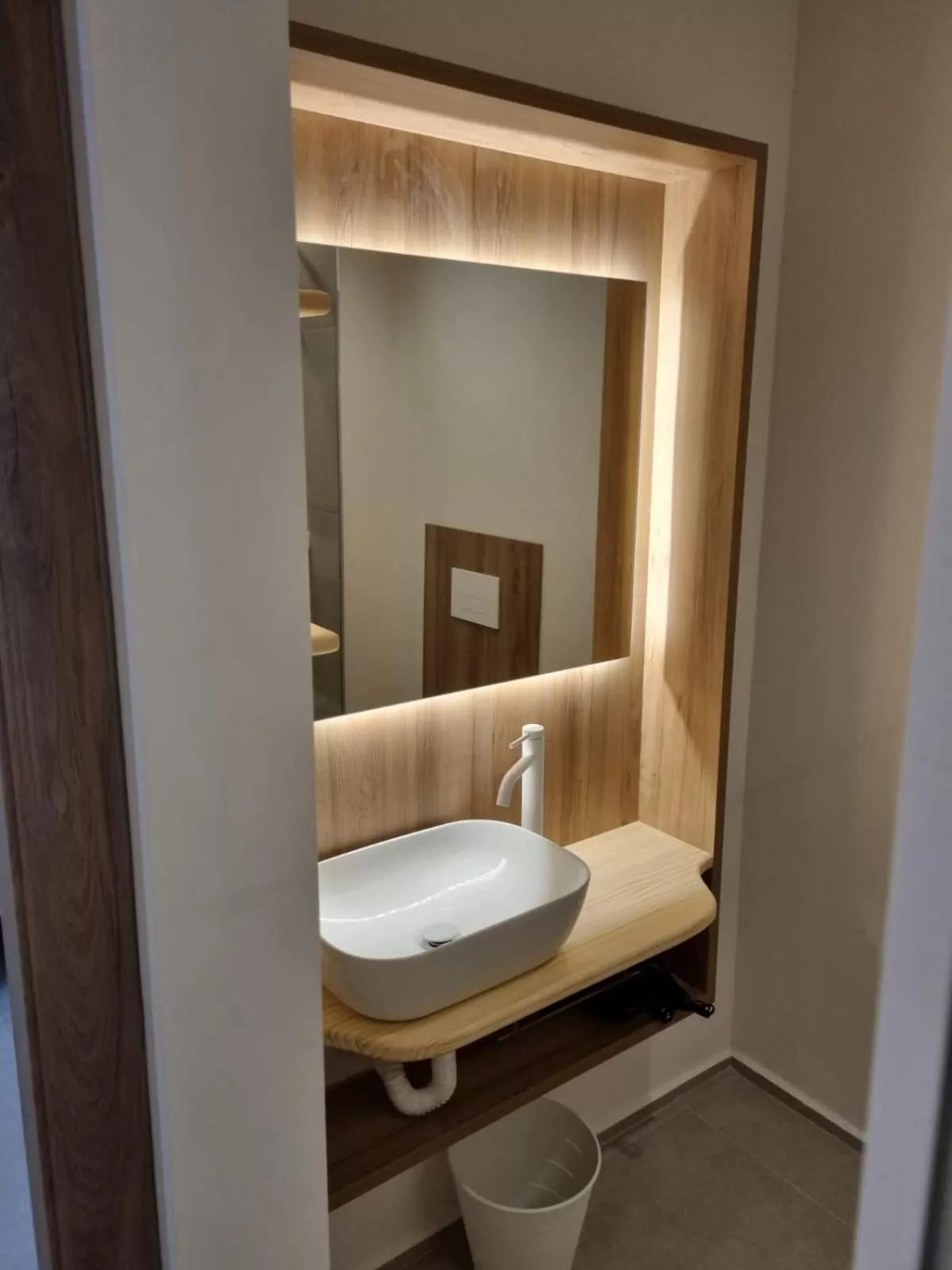 Bathroom in Reina Victoria Velázquez