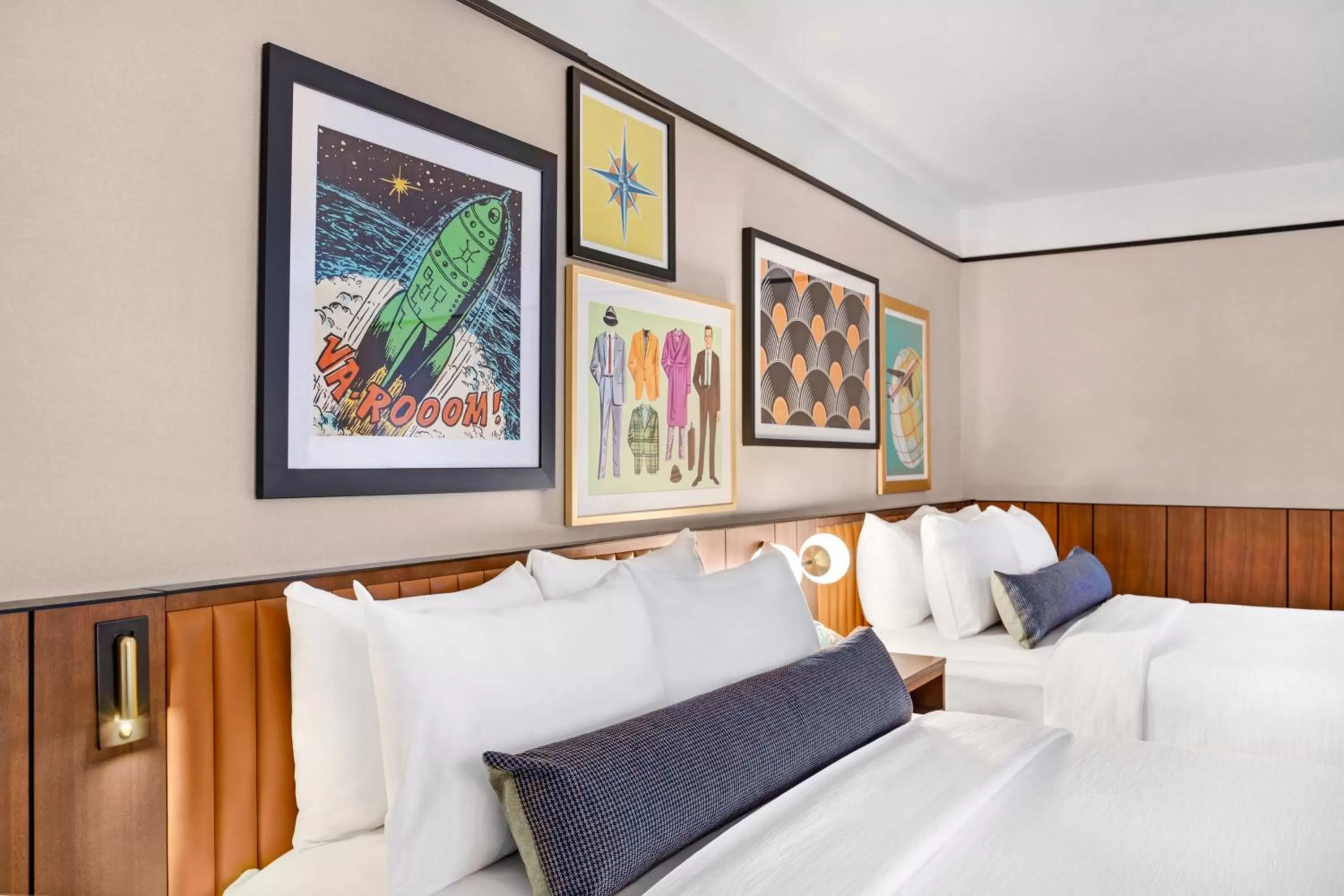 Bedroom, Bed in Hotel Indigo - Minneapolis Downtown by IHG