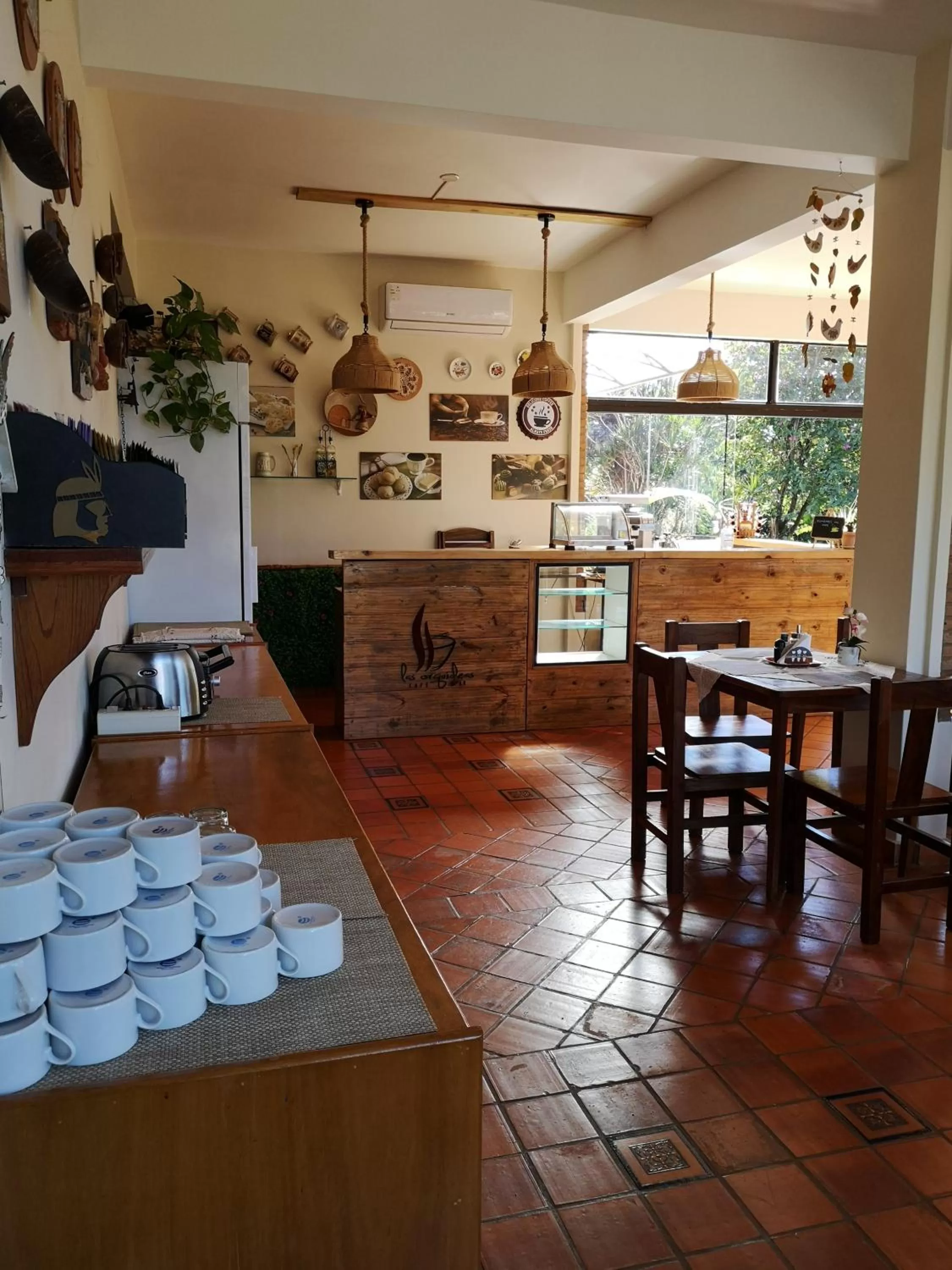Dining area in Las Orquideas Parque Hotel