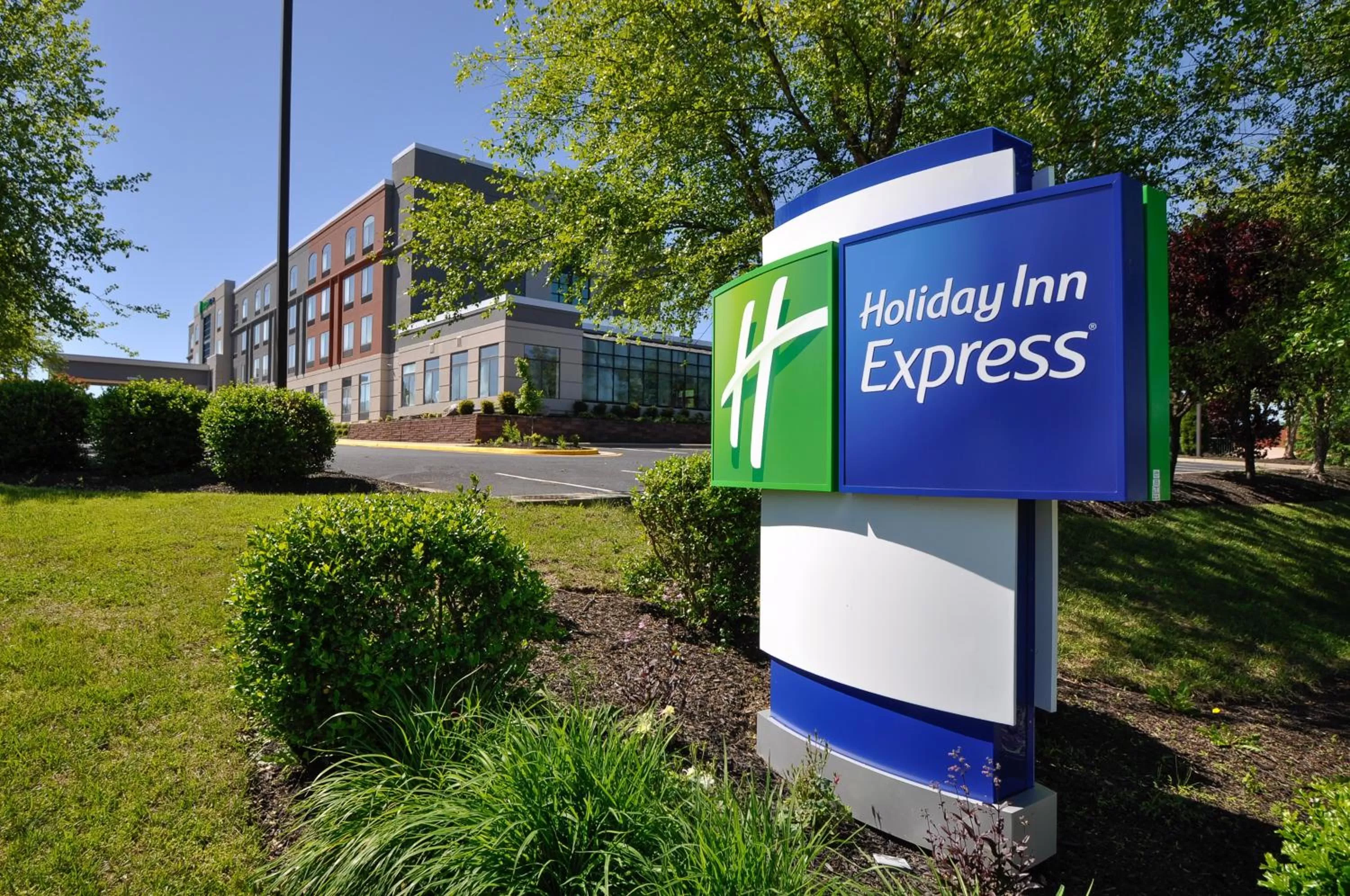 Property building in Holiday Inn Express Quantico - Stafford by IHG