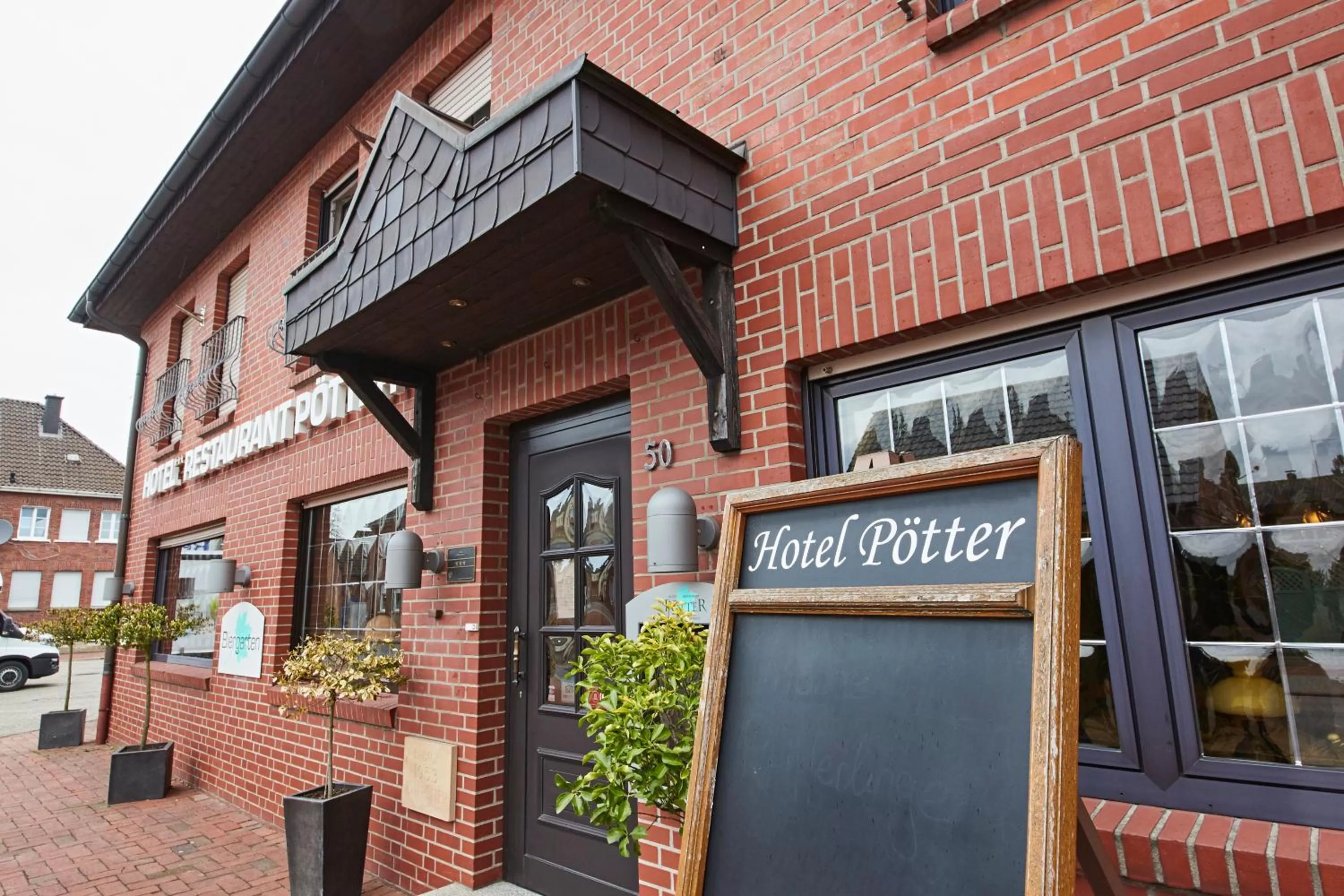 Street view in Hotel & Restaurant Pötter