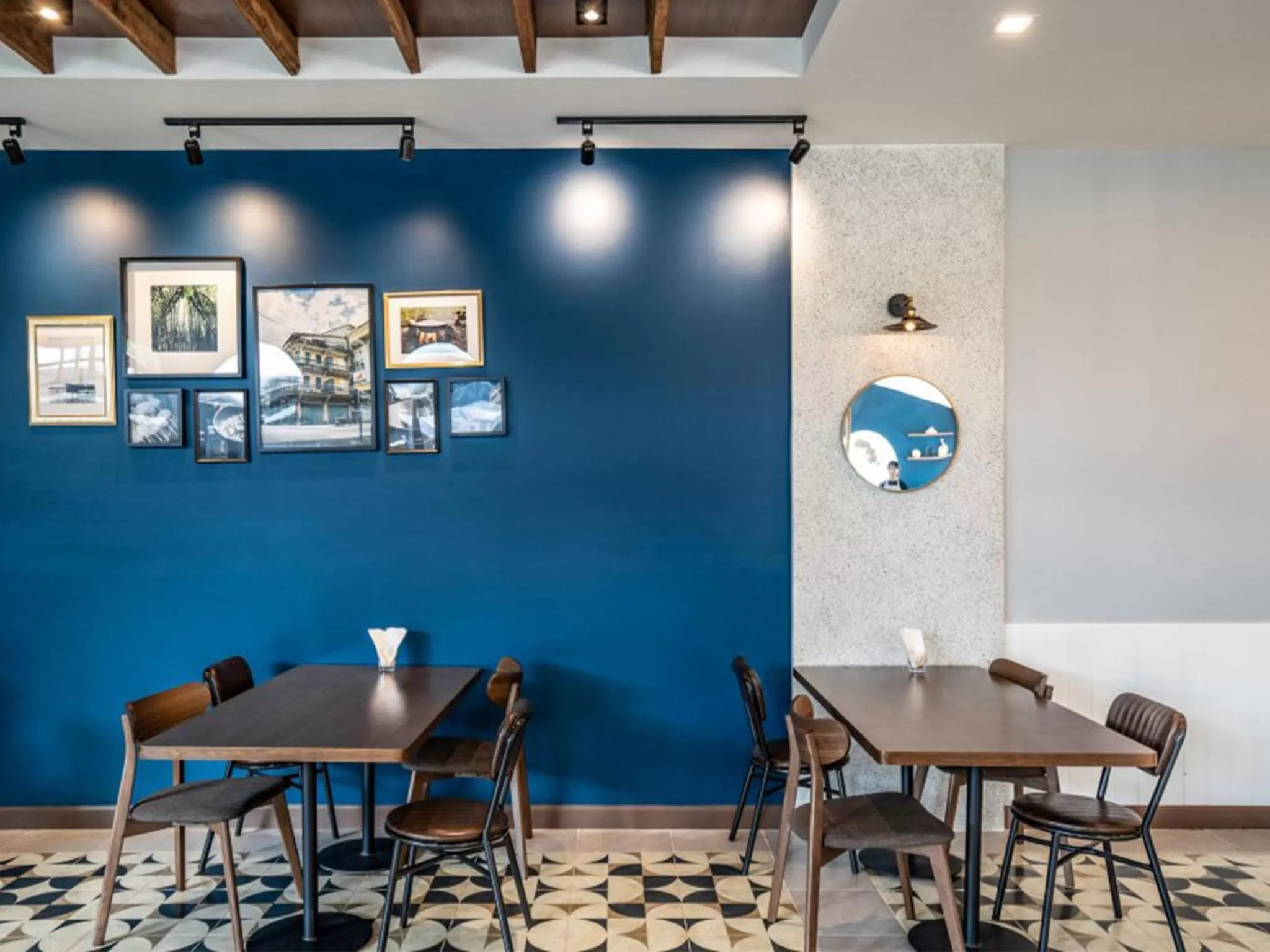 Restaurant/places to eat in Botanic Service Room at Impact Muangthongthani - SHA Certified