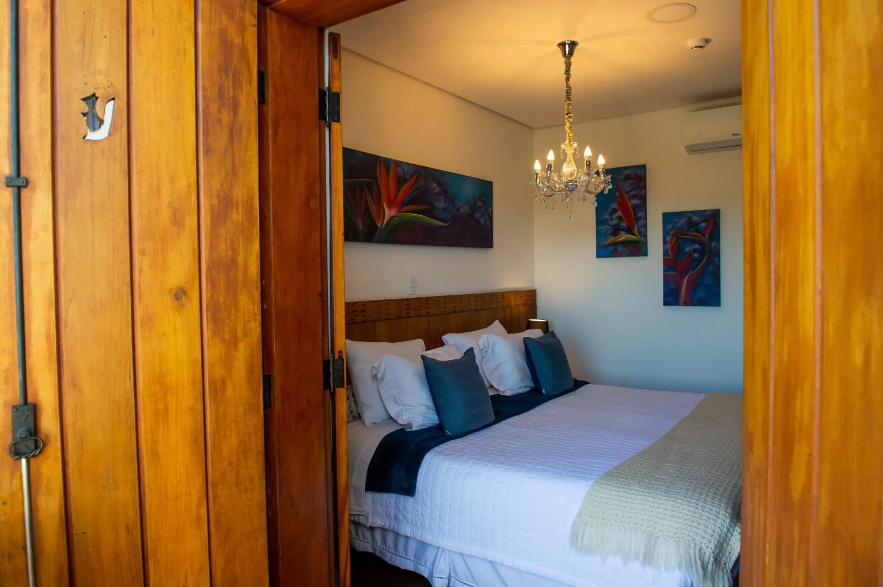 TV and multimedia, Bed in Pousada das Lavandas