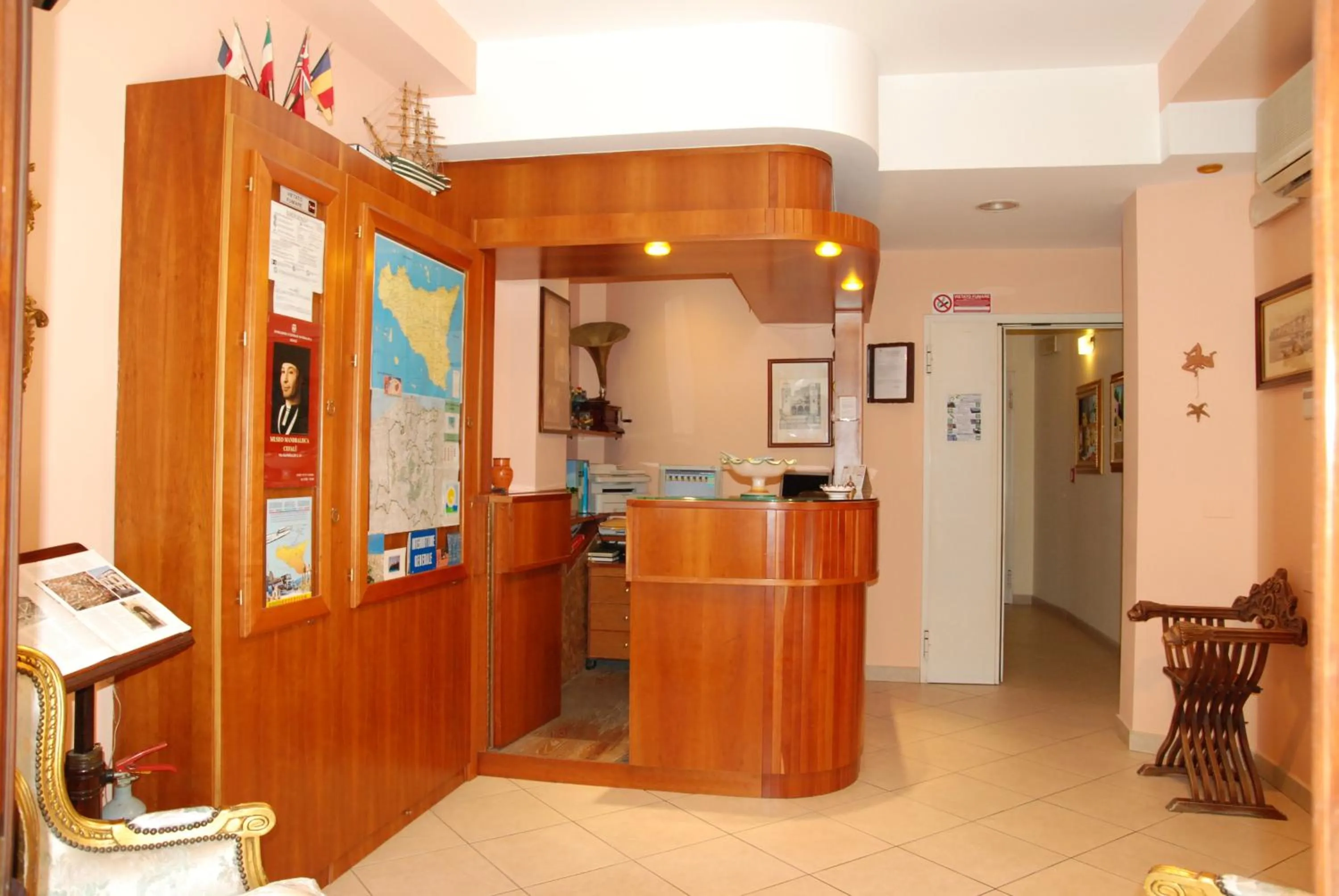 Lobby or reception in Hotel La Giara
