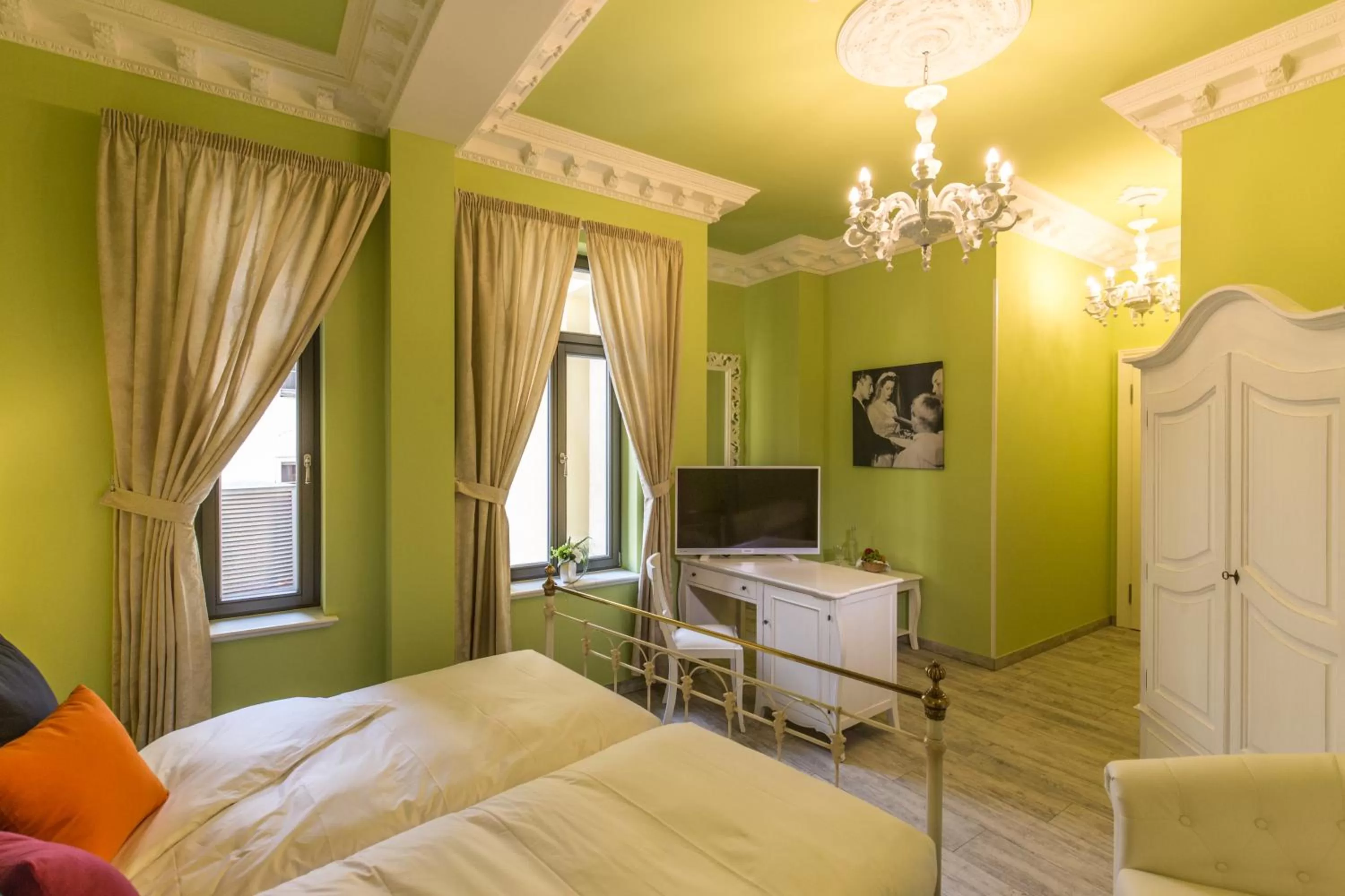 Photo of the whole room, Bed in Grande Albergo Giancarlo