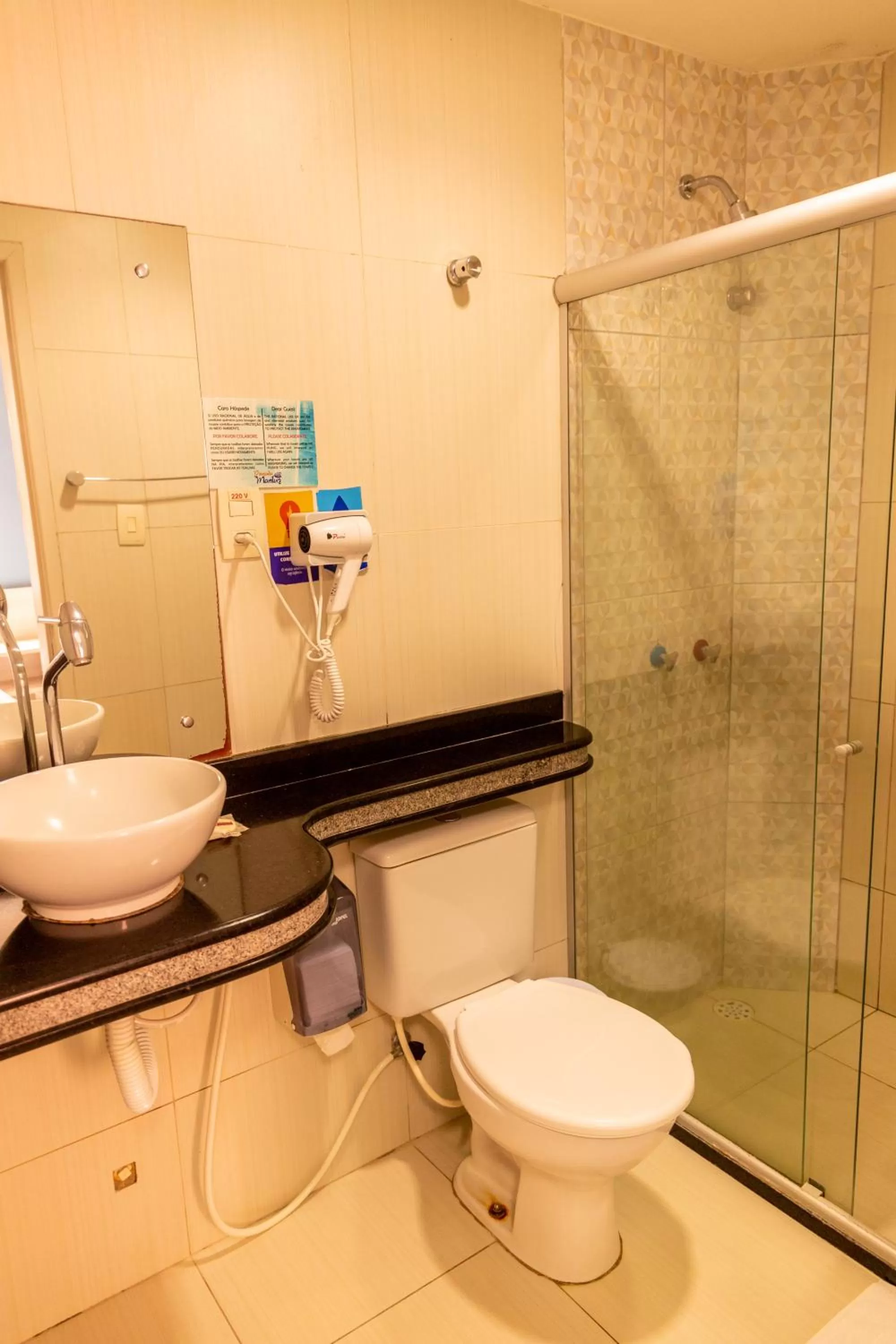 Bathroom in Pousada Mariluz