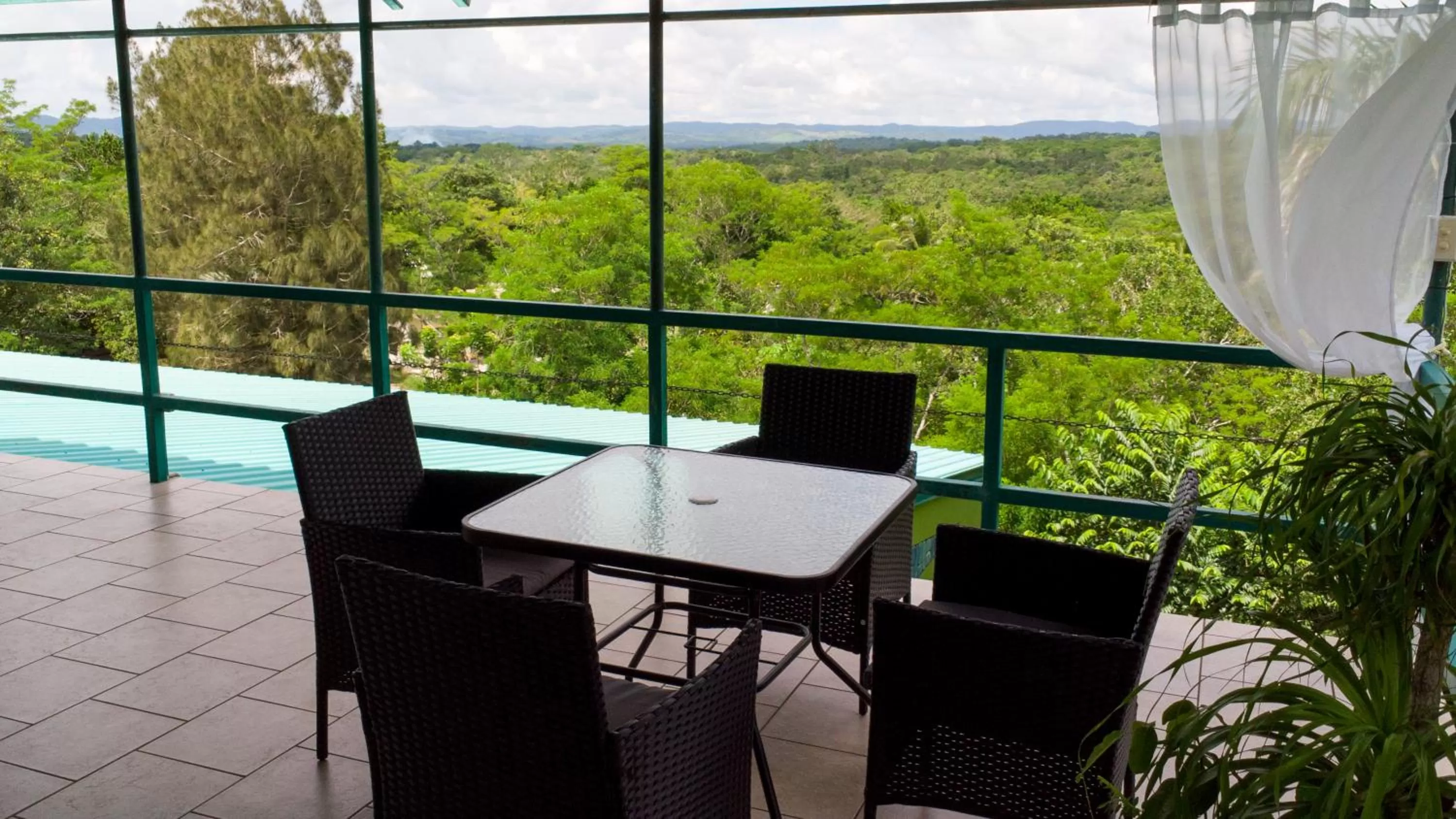 Restaurant/places to eat in Rumors Resort Hotel