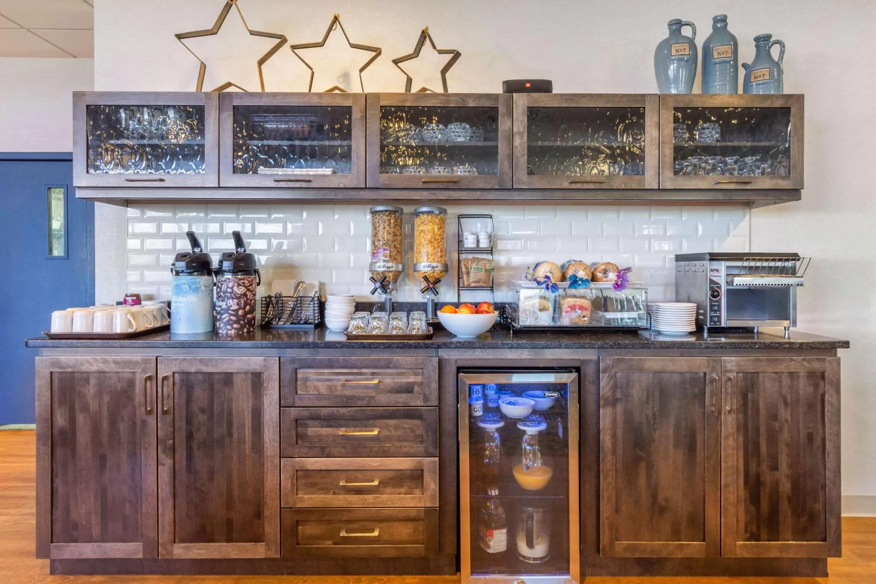 Restaurant/places to eat in Quality Hotel