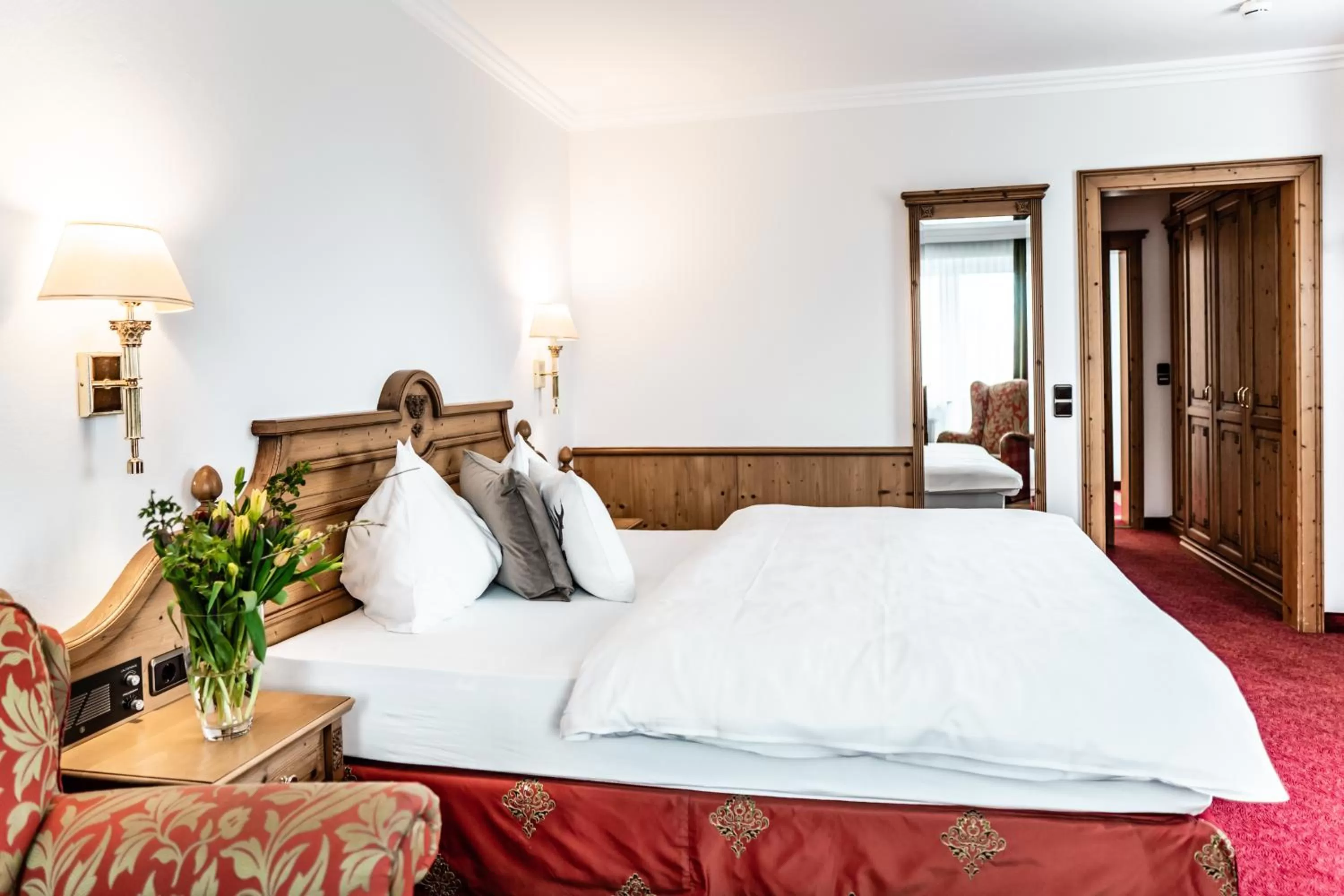 Photo of the whole room, Bed in Hotel Hubertushof