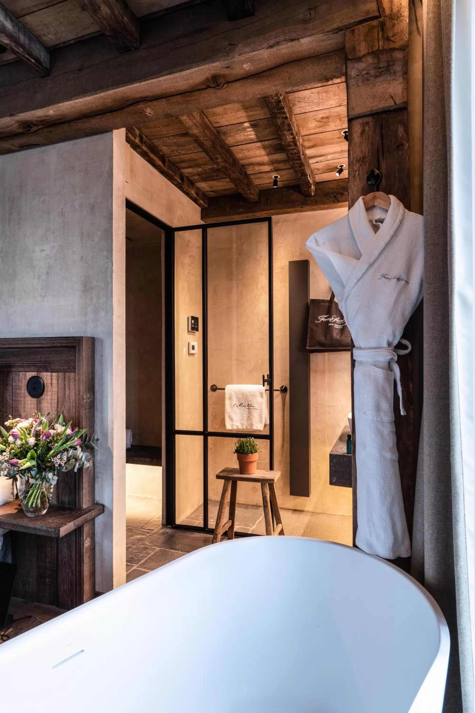 Bathroom, Bed in La Ferme Saint Simeon Hotel & Spa - Relais & Chateaux