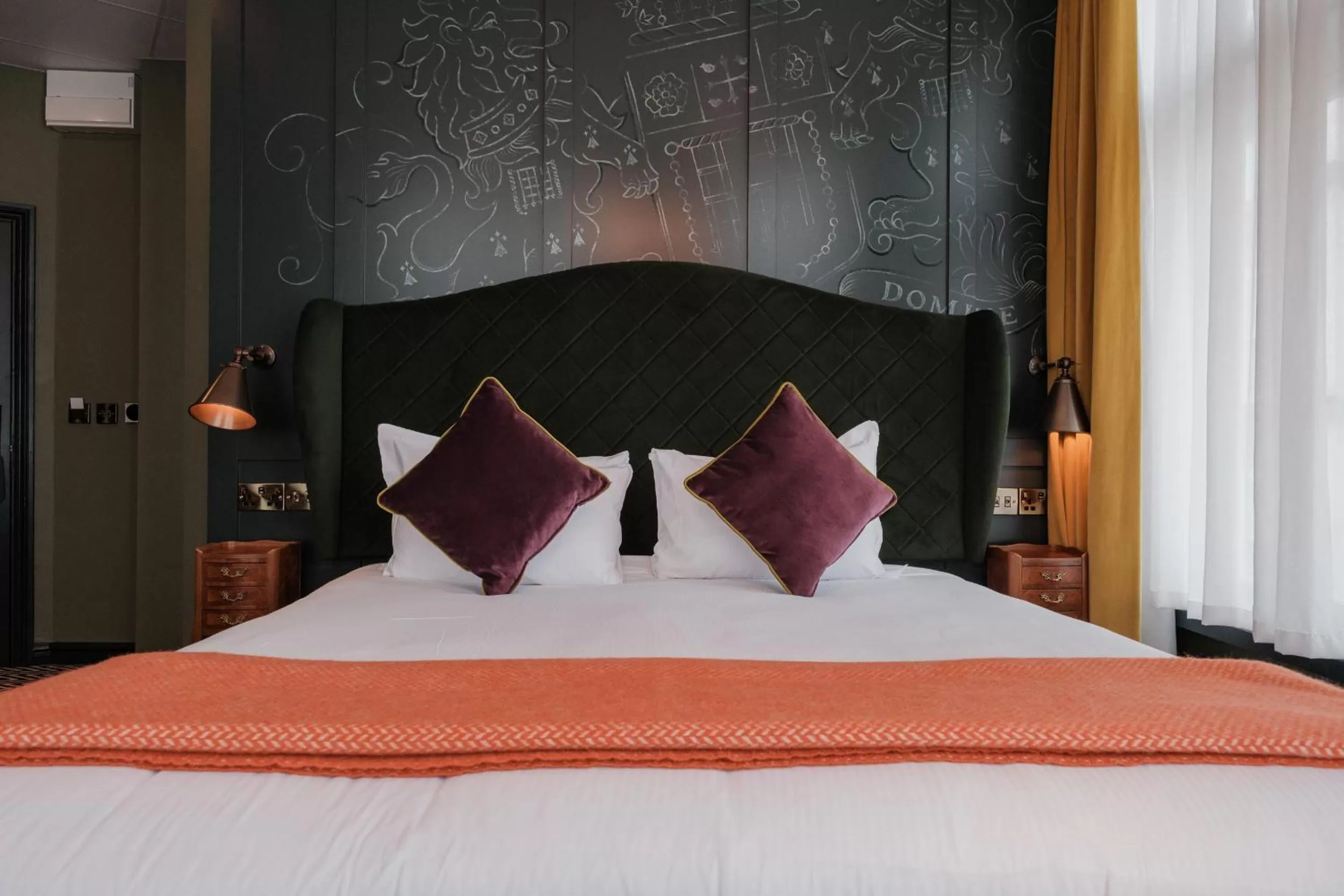 Bed in The Sanctuary House Hotel