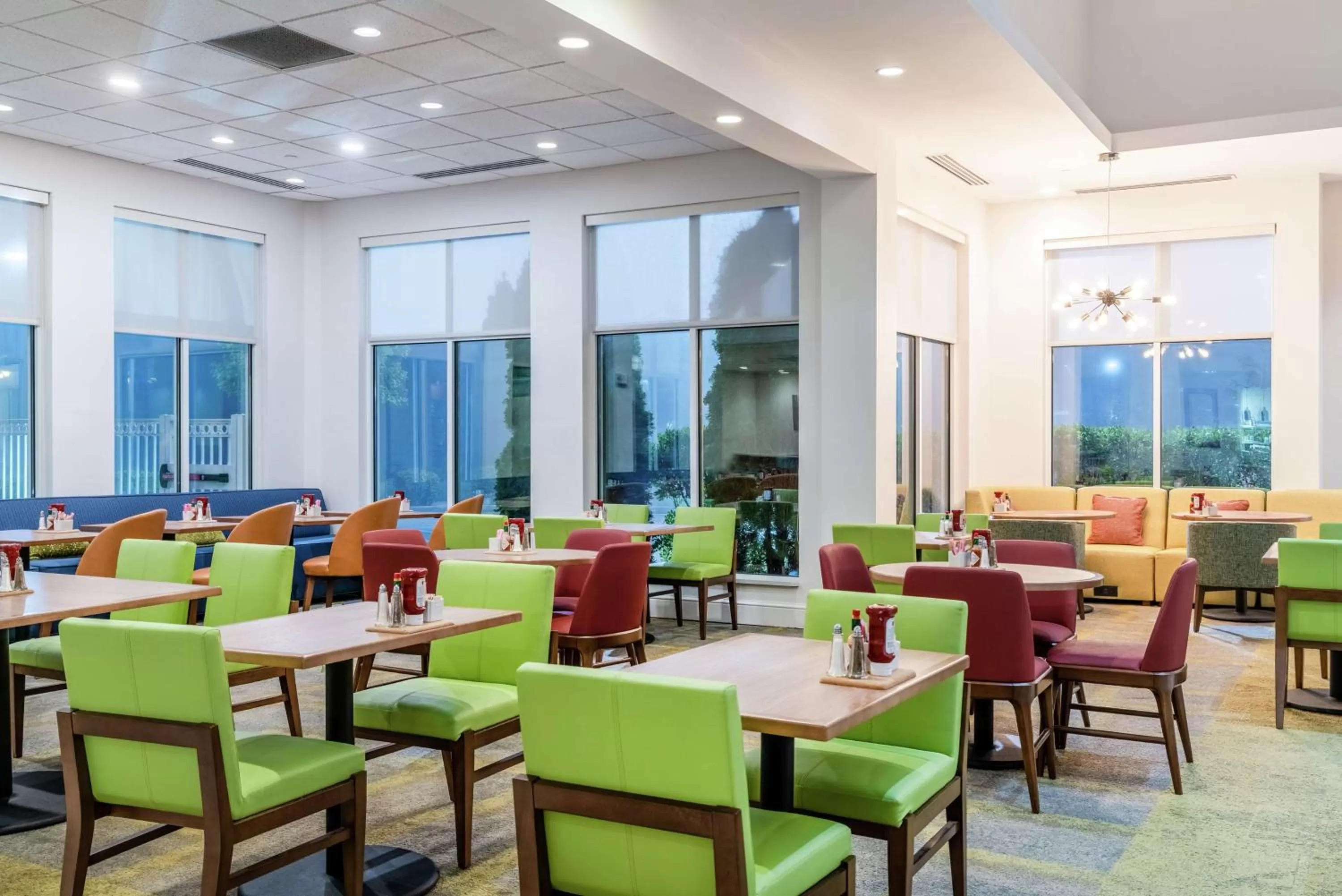 Restaurant/places to eat in Hilton Garden Inn Morgantown