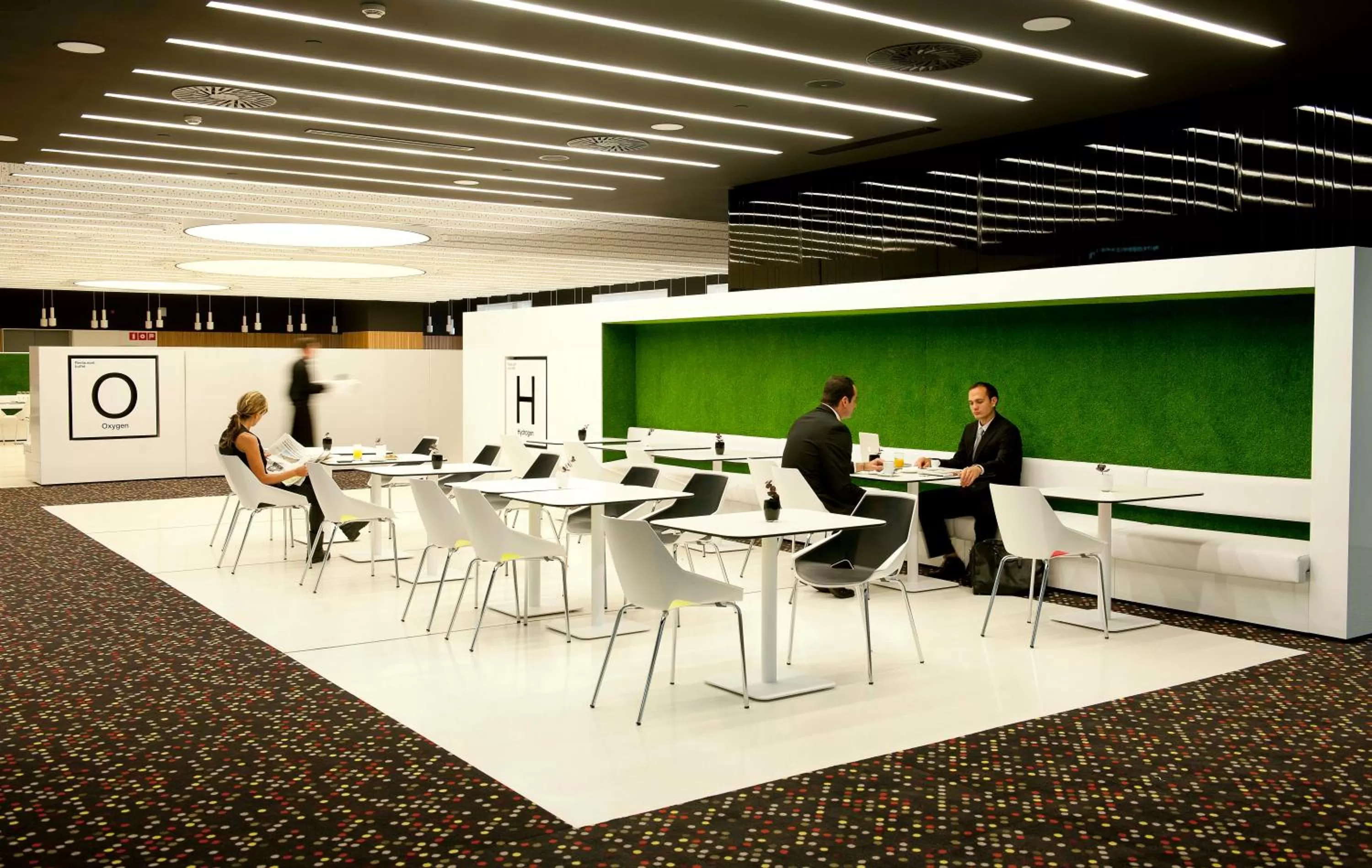 Restaurant/places to eat in Barceló Sants