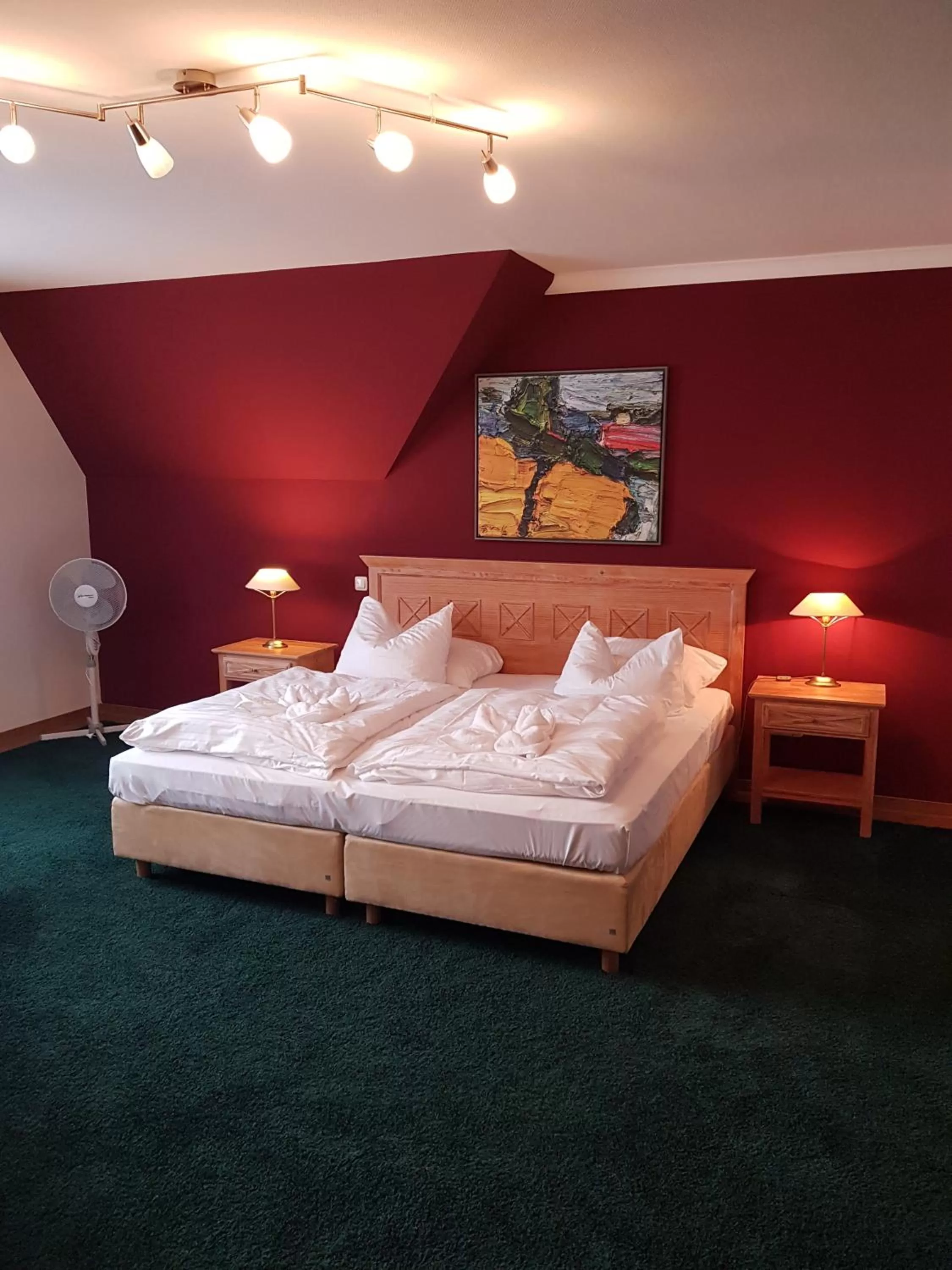 Bedroom, Bed in Dreiklang Business & Spa Resort