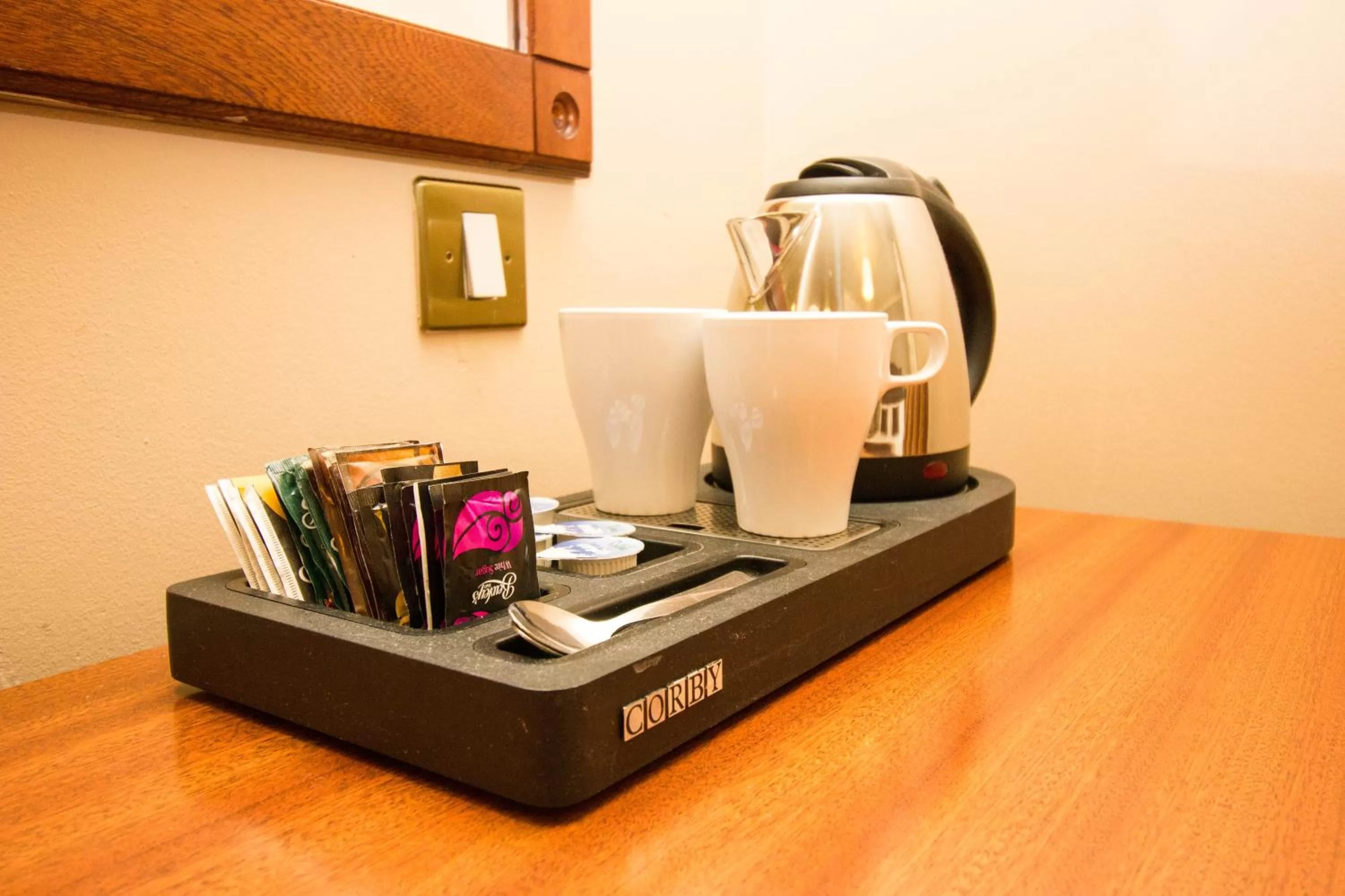 Coffee/tea facilities in Drury Court Hotel