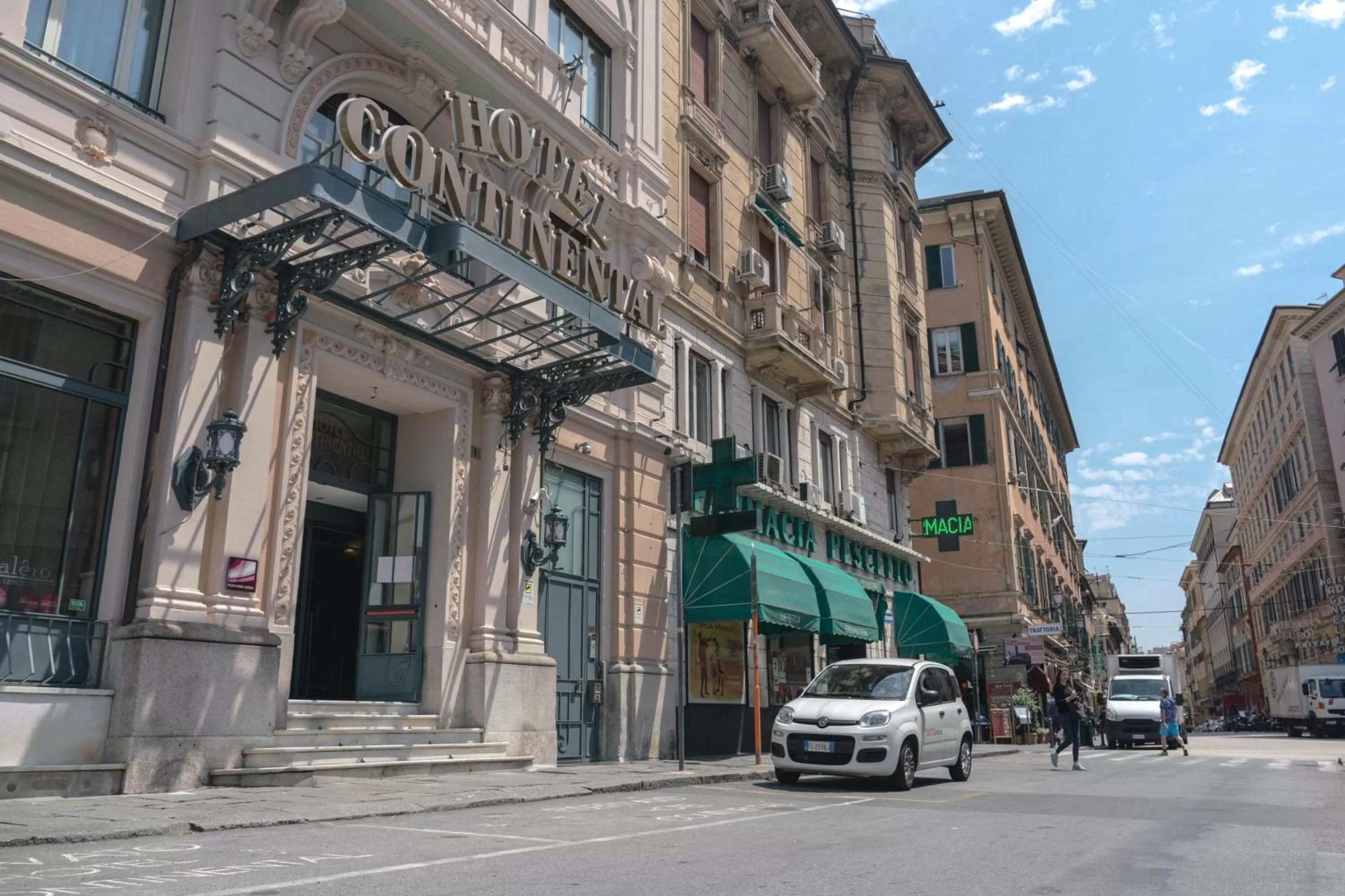 Facade/entrance in Hotel Continental Genova