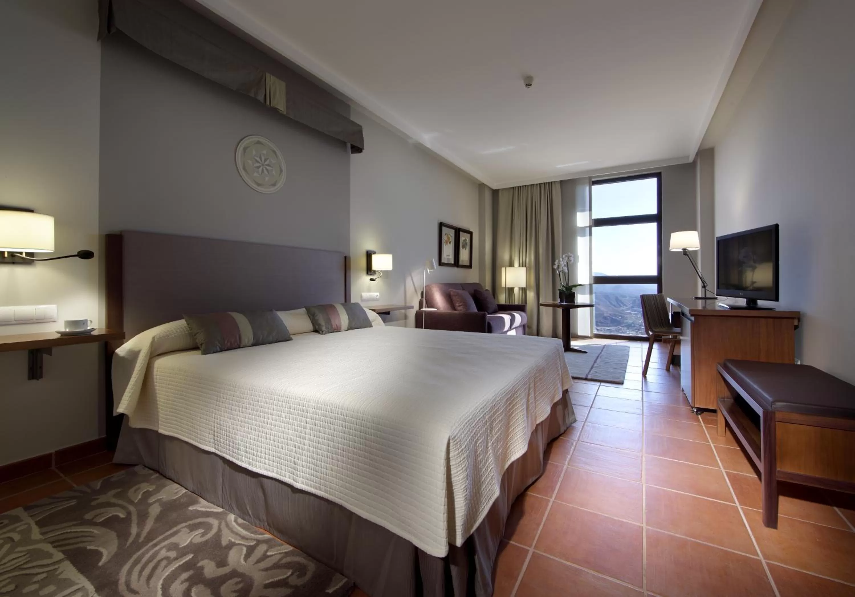 Photo of the whole room, Bed in Parador de Lorca