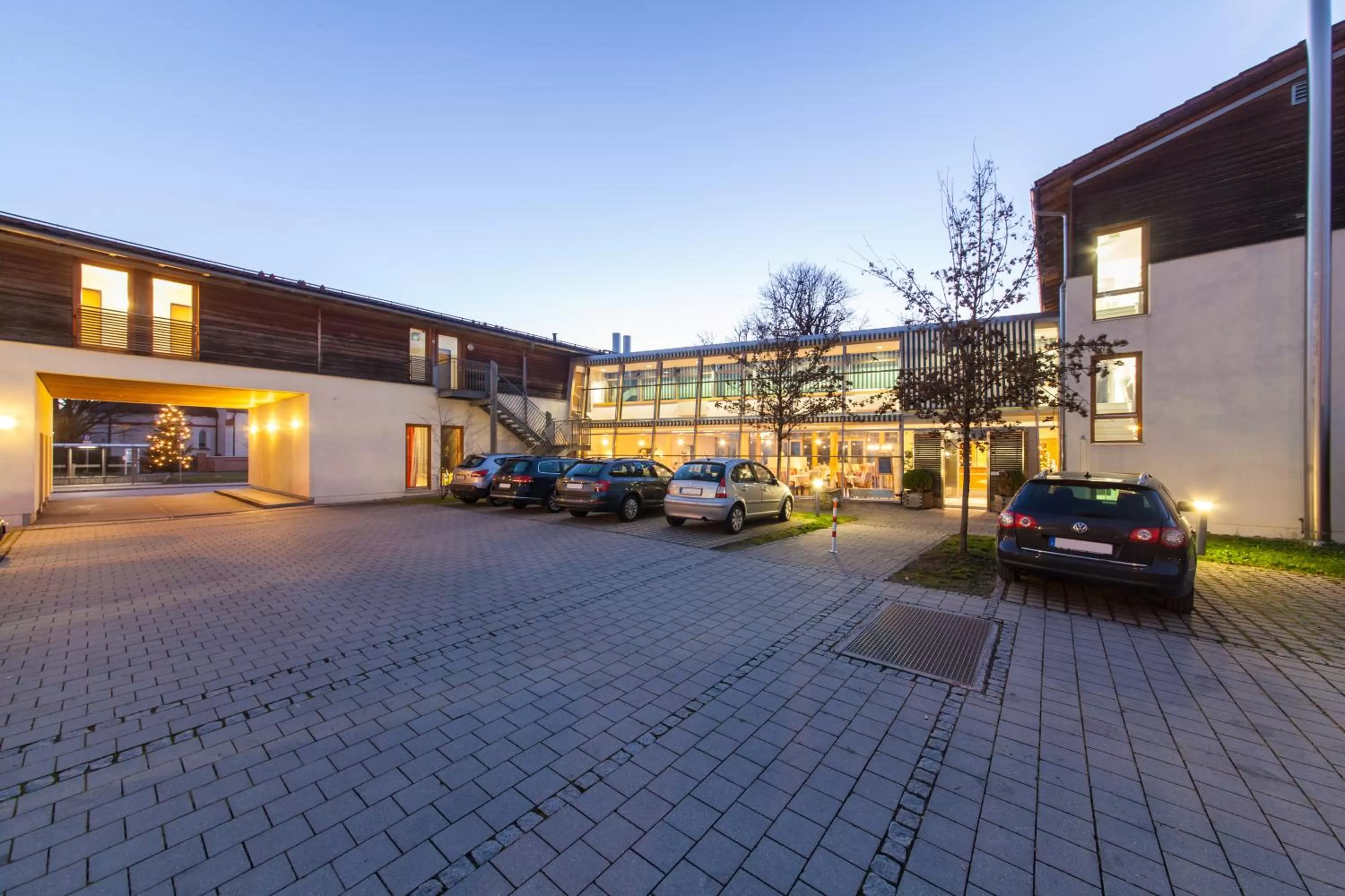 Facade/entrance in Novum Hotel Seidlhof München