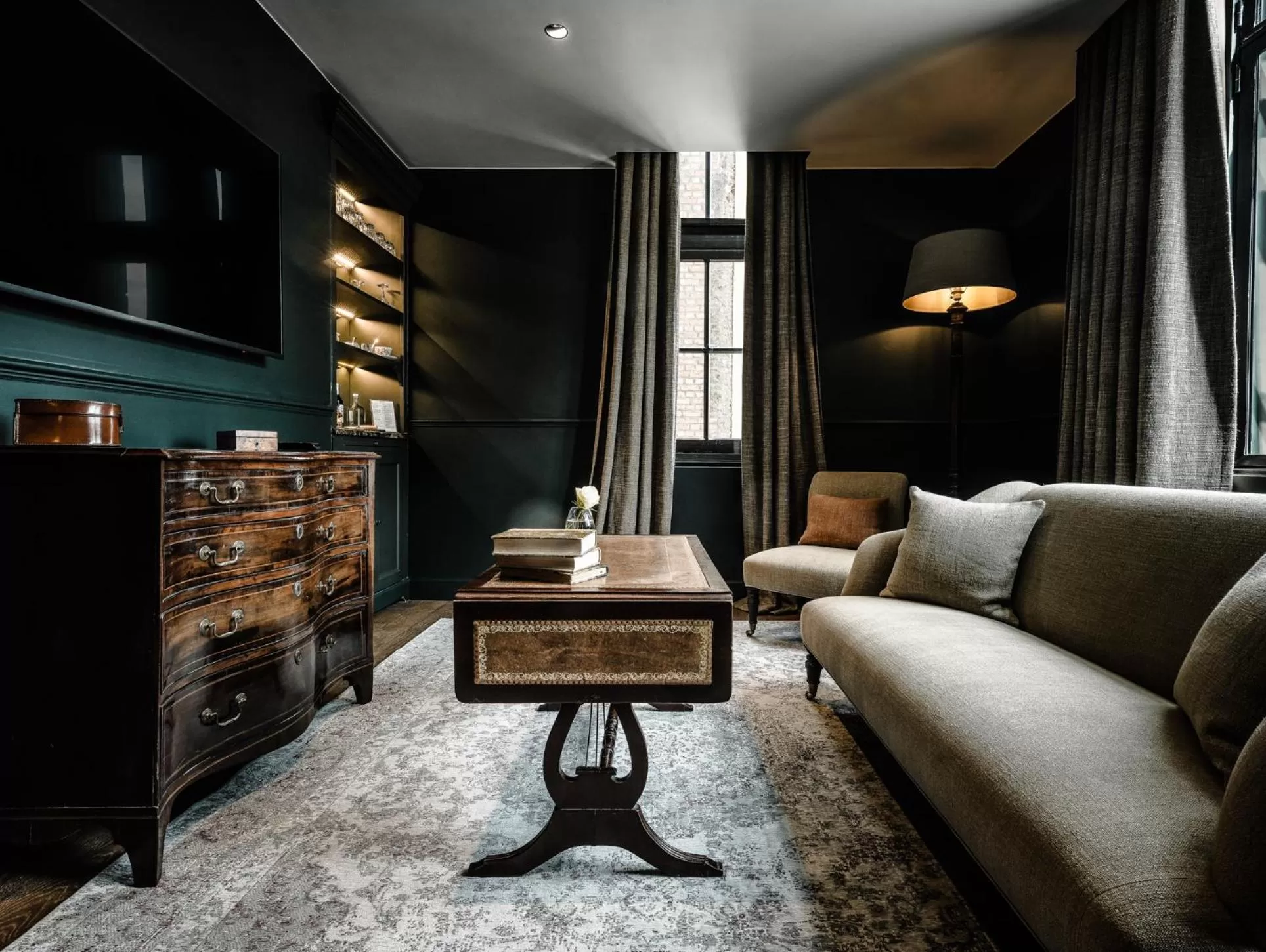 TV and multimedia in 1898 The Post