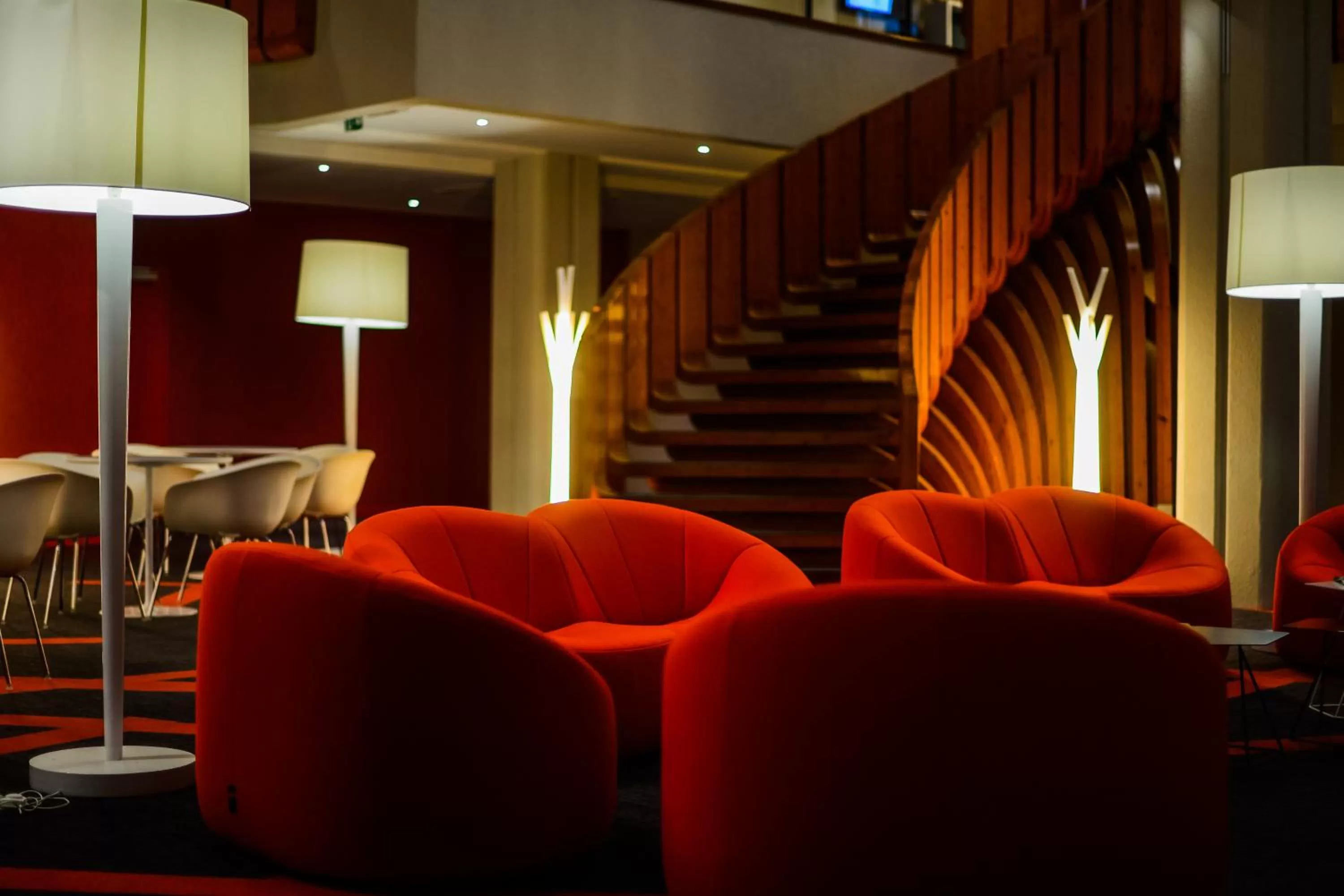 Lobby or reception in ibis Styles Poitiers Centre