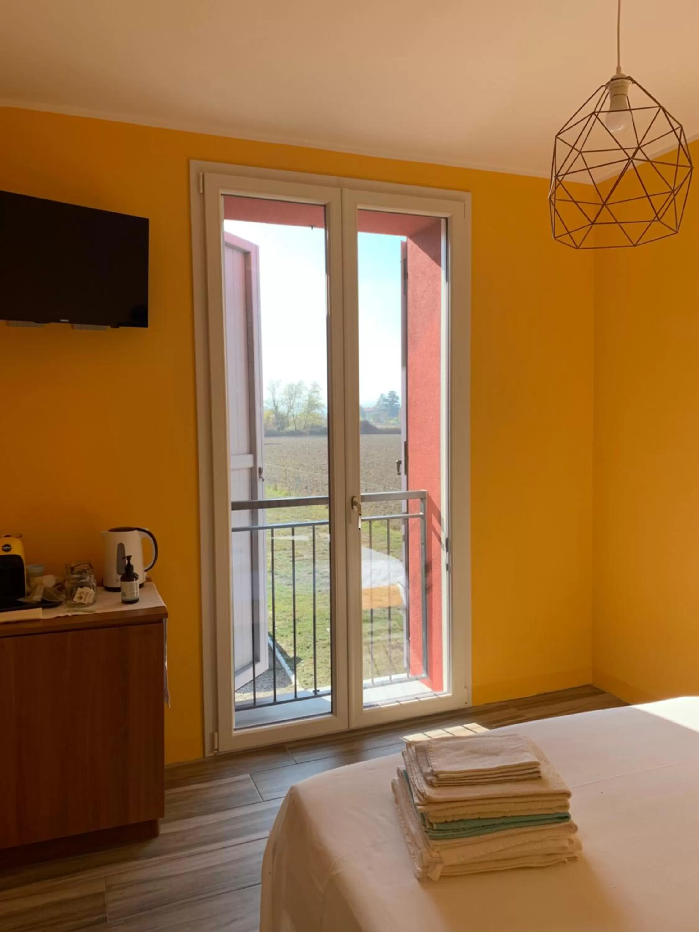 TV/Entertainment Center in Sala dell Estate Guest House