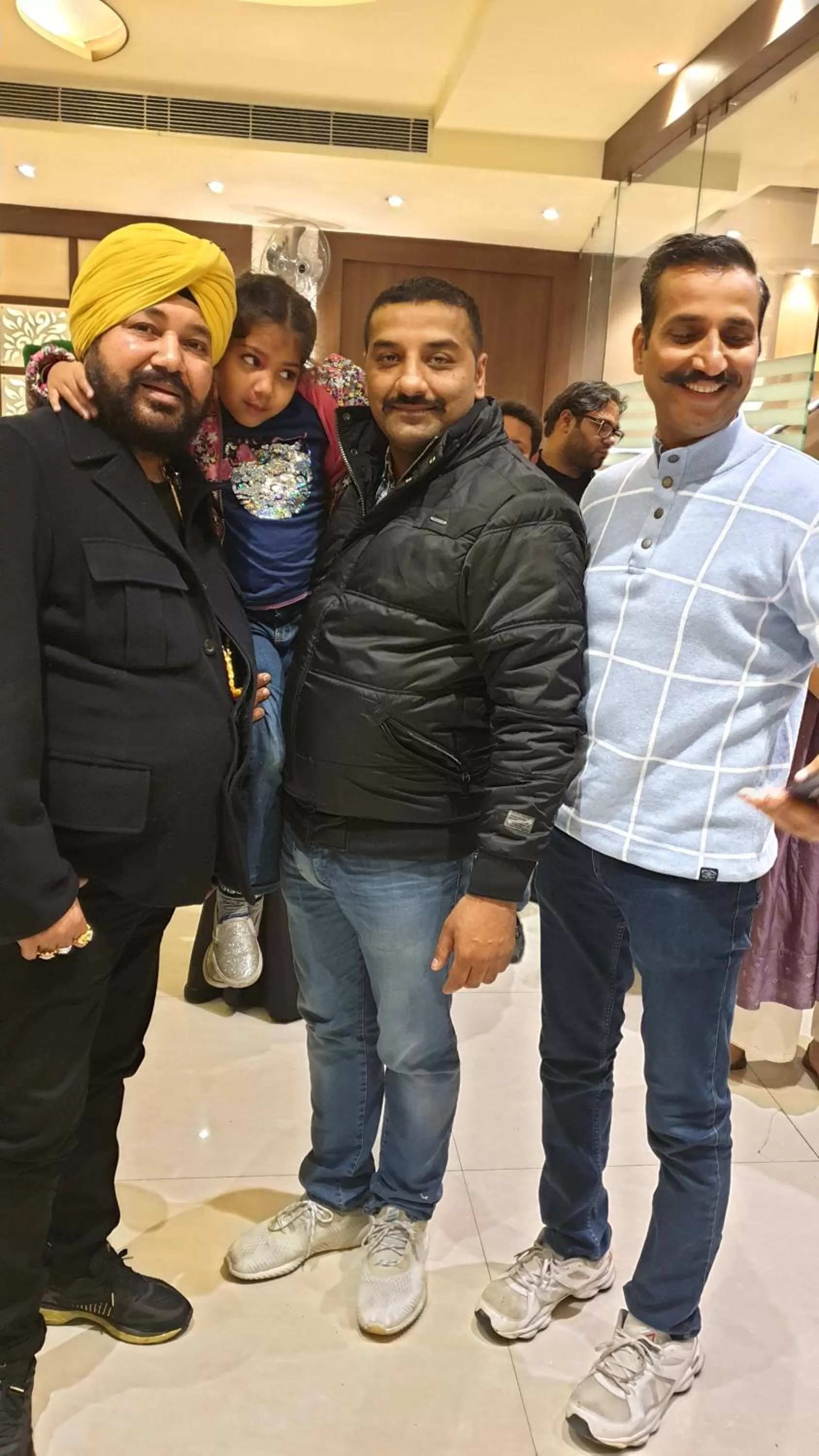 Hotel Makhan Residency