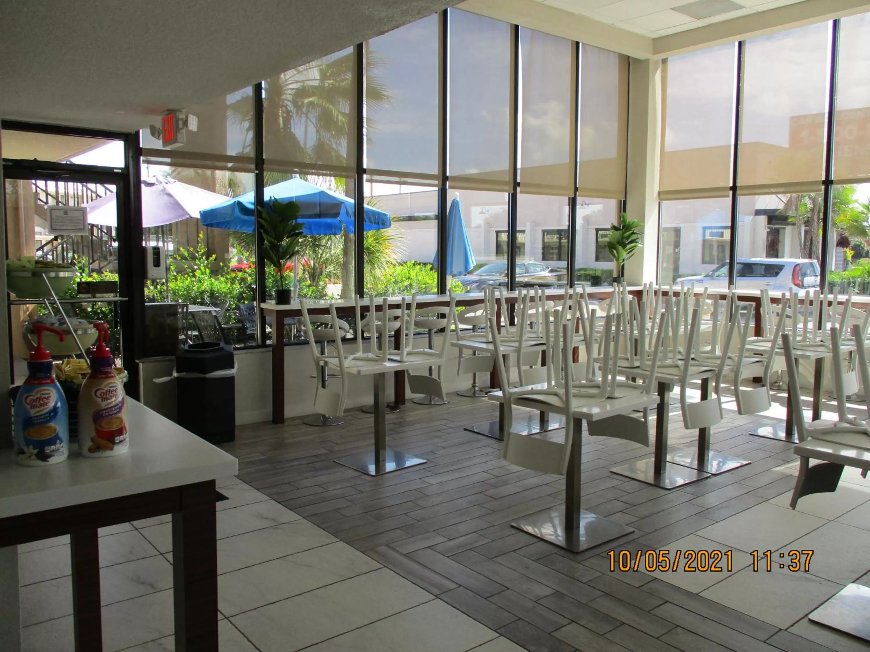 Dining area in Quality Inn & Suites Kissimmee by The Lake